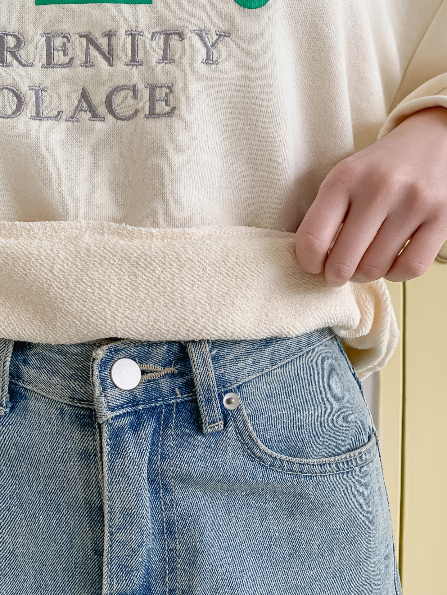 ラウンドネックルーズ長袖刺繍プリントスウェット | 詳細画像15