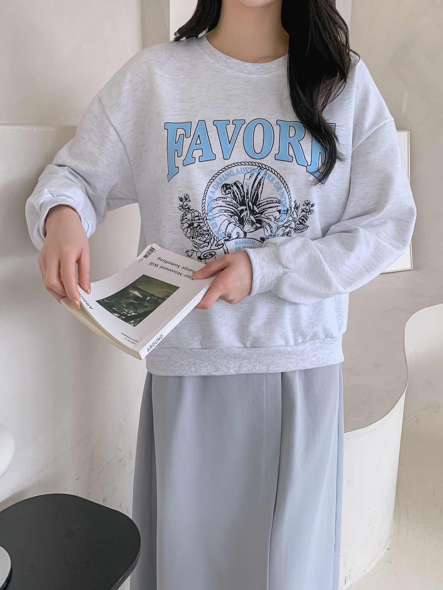 ラウンドネックルーズ長袖プリントスウェット | 詳細画像18