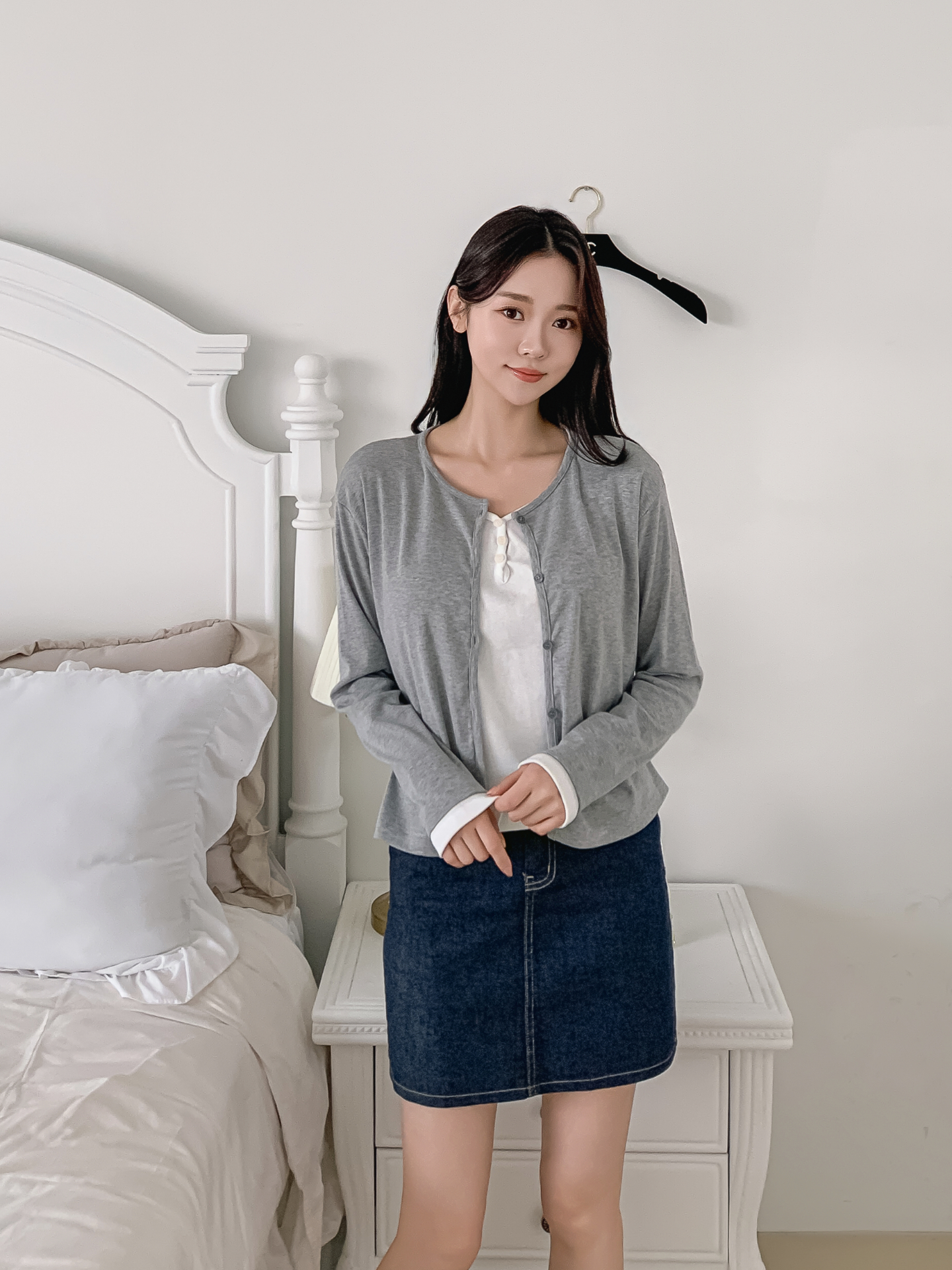 ラウンドネックレイヤード風ハーフボタン長袖無地Tシャツ | 詳細画像3