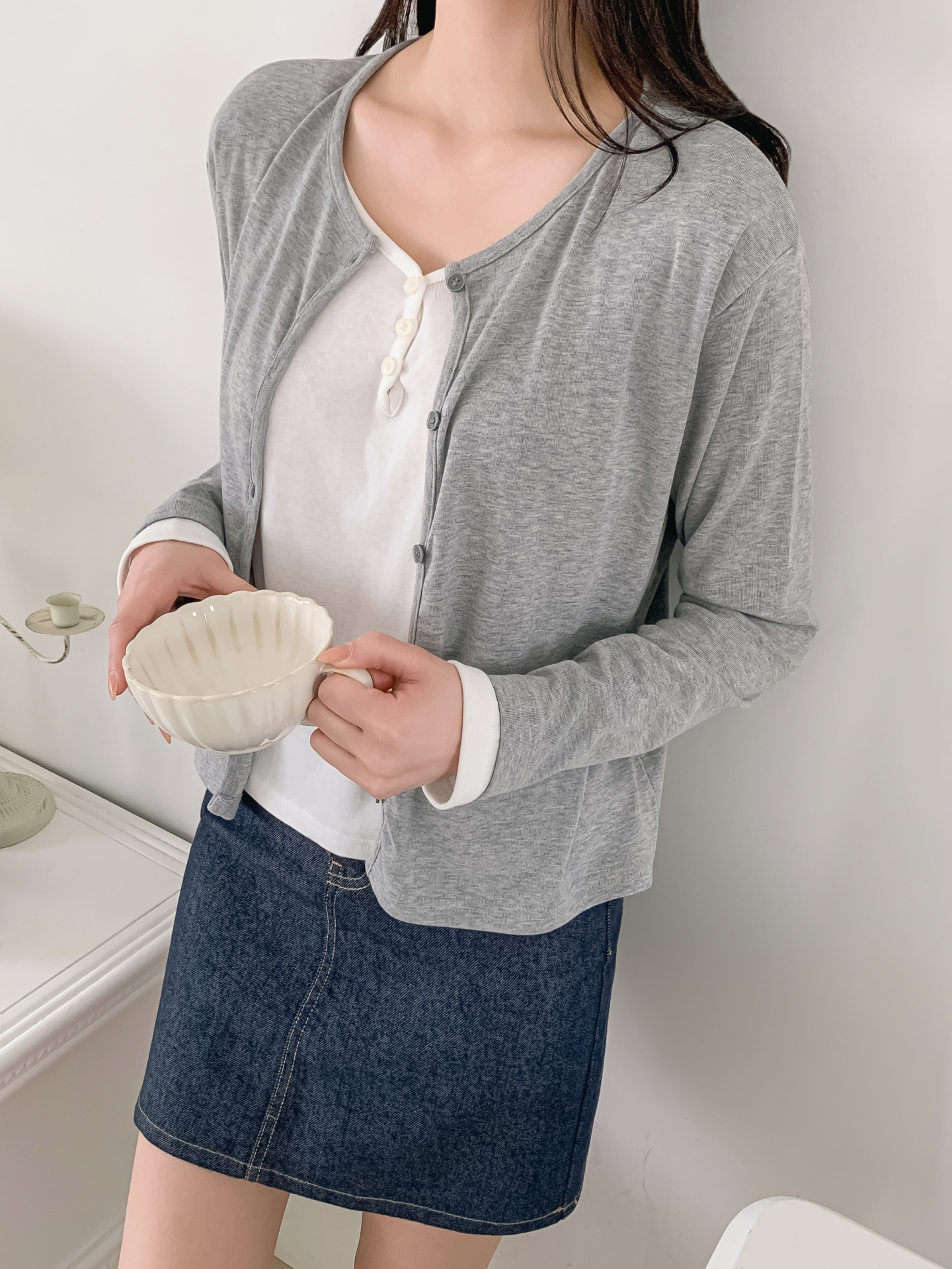 ラウンドネックレイヤード風ハーフボタン長袖無地Tシャツ | 詳細画像4