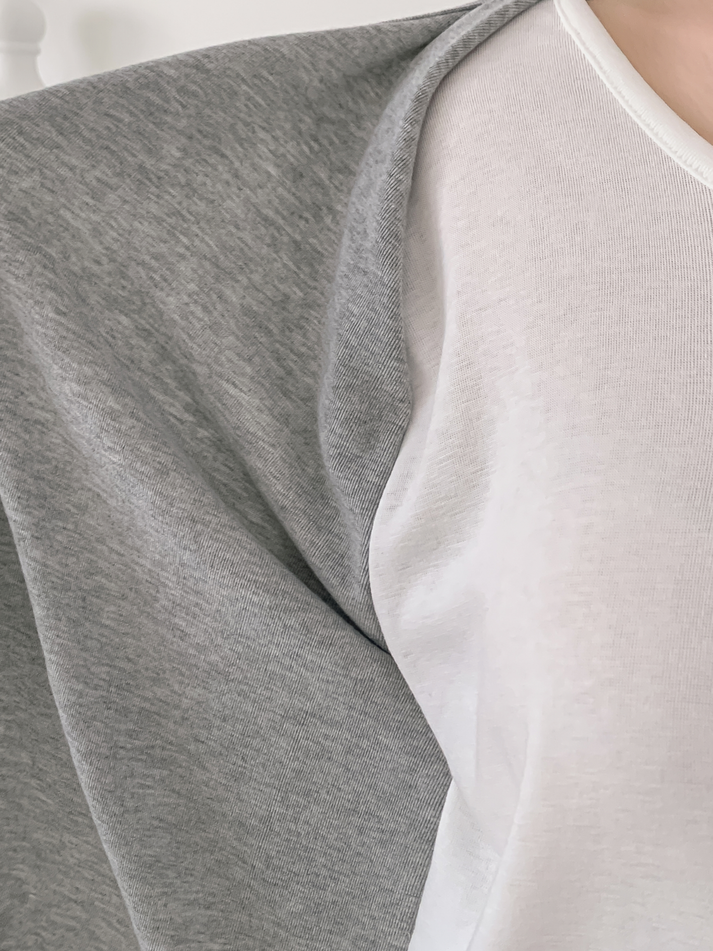 ラウンドネックレイヤード風ハーフボタン長袖無地Tシャツ | 詳細画像8