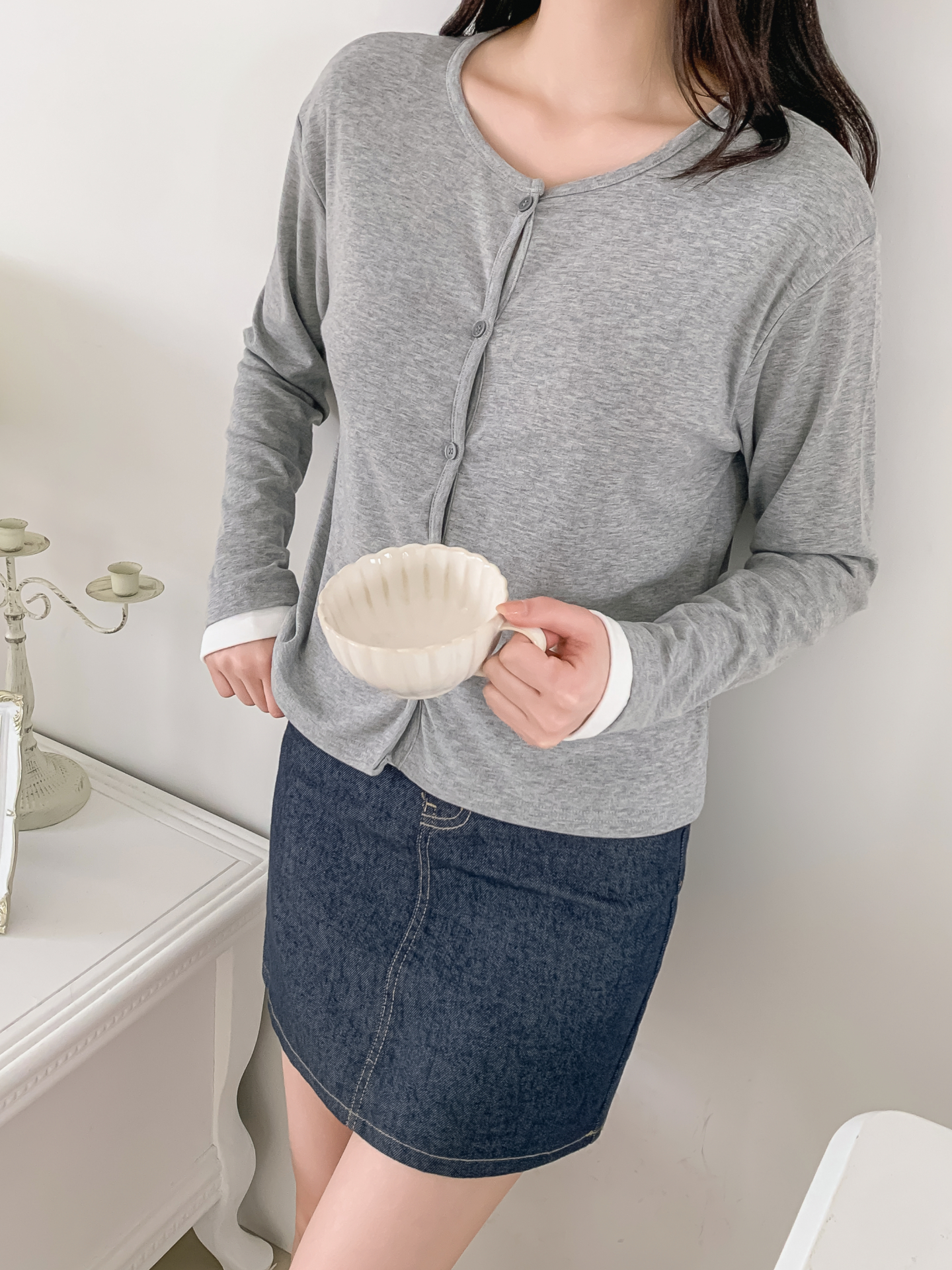 ラウンドネックレイヤード風ハーフボタン長袖無地Tシャツ | 詳細画像11