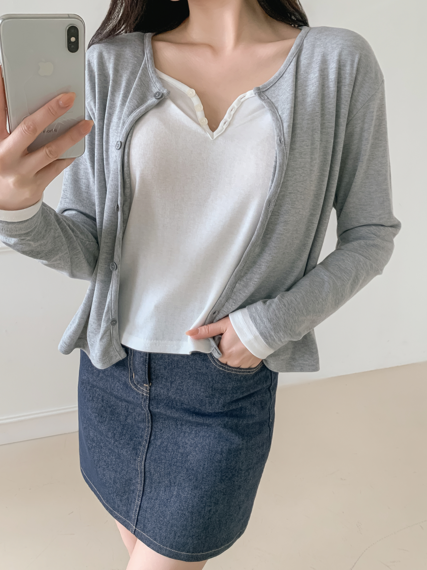 ラウンドネックレイヤード風ハーフボタン長袖無地Tシャツ | 詳細画像17