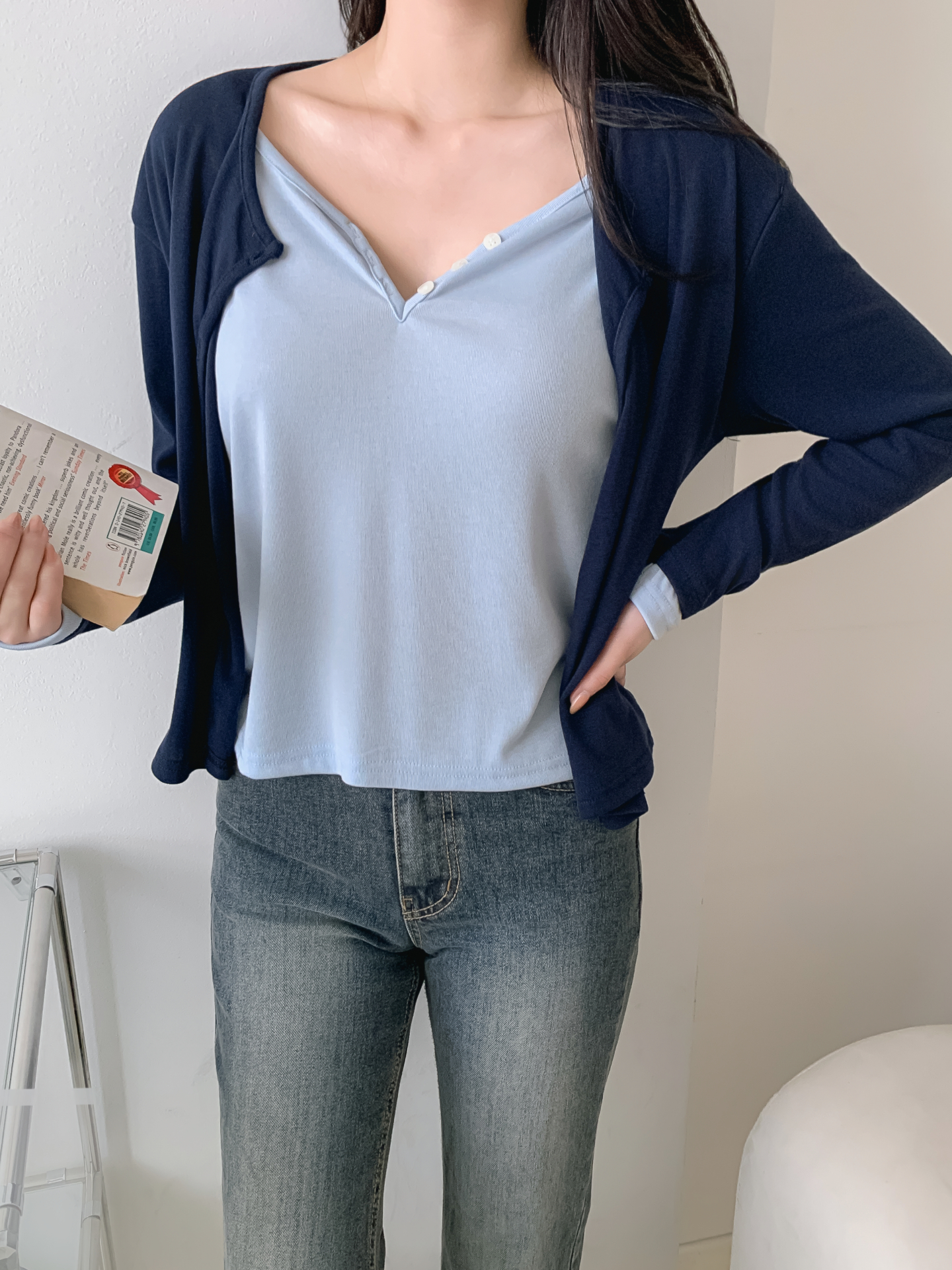 ラウンドネックレイヤード風ハーフボタン長袖無地Tシャツ | 詳細画像21