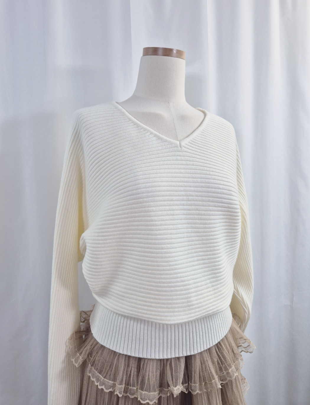 Vネックラグランルーズ長袖ボーダーニット | 詳細画像13