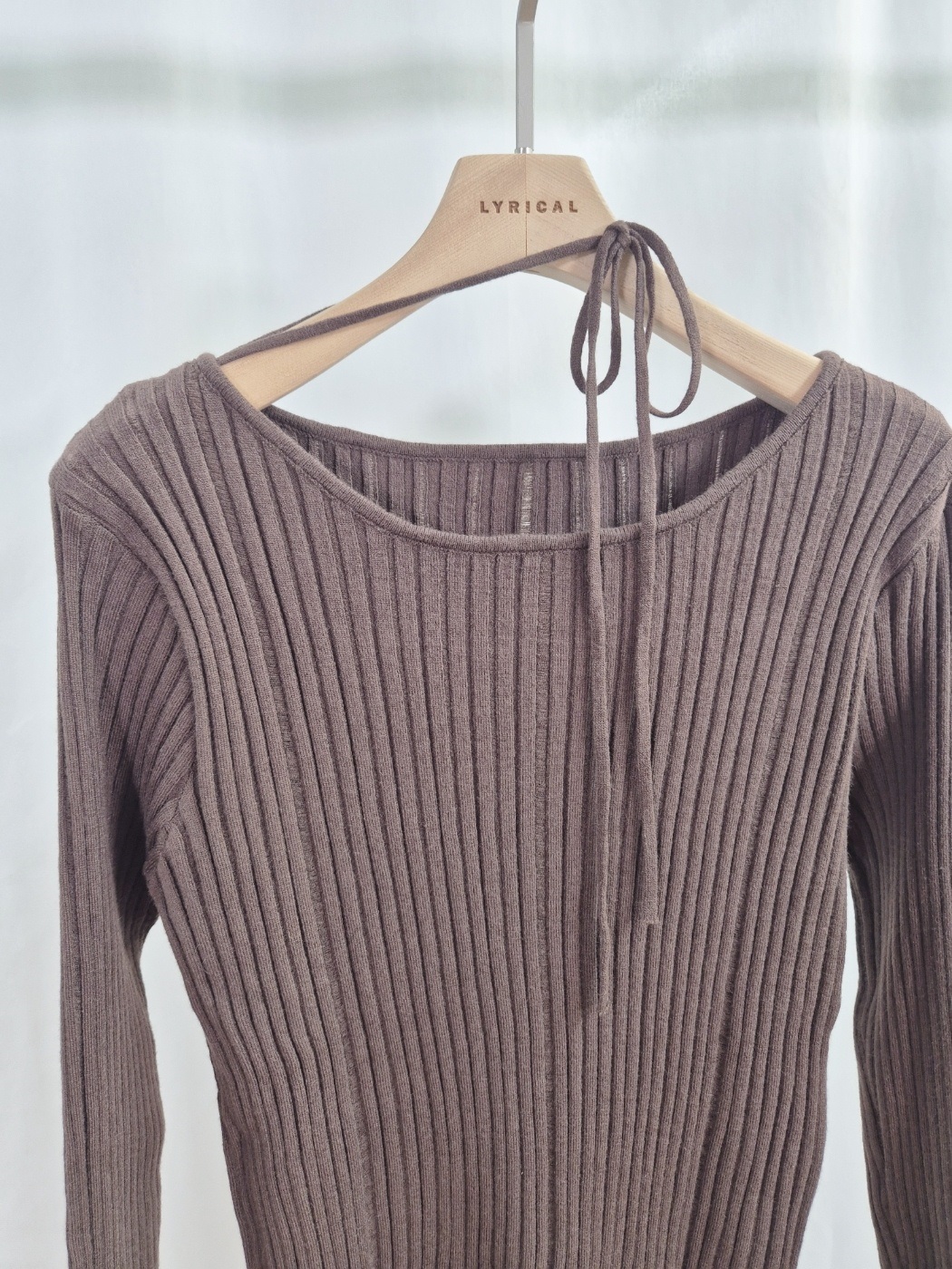 リブストラップラウンドネックスリム長袖ニット | 詳細画像12