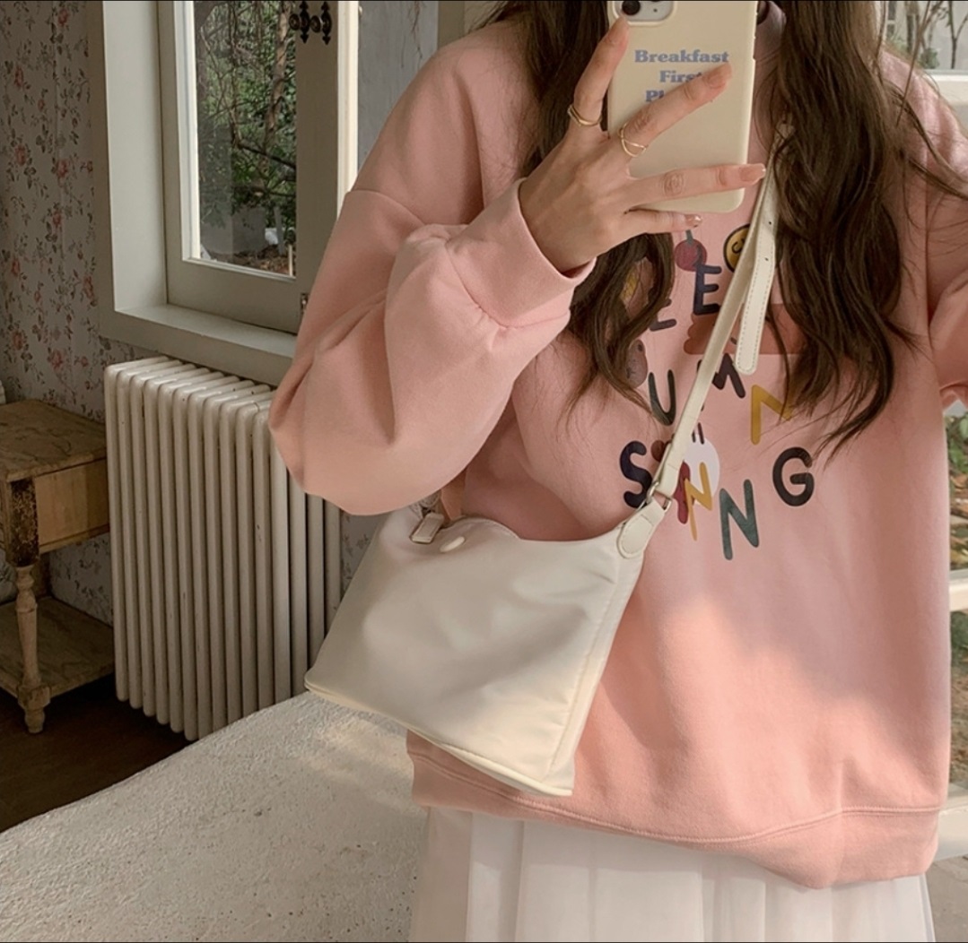 ジップアップバックルDリング無地ショルダーバッグ | 詳細画像4