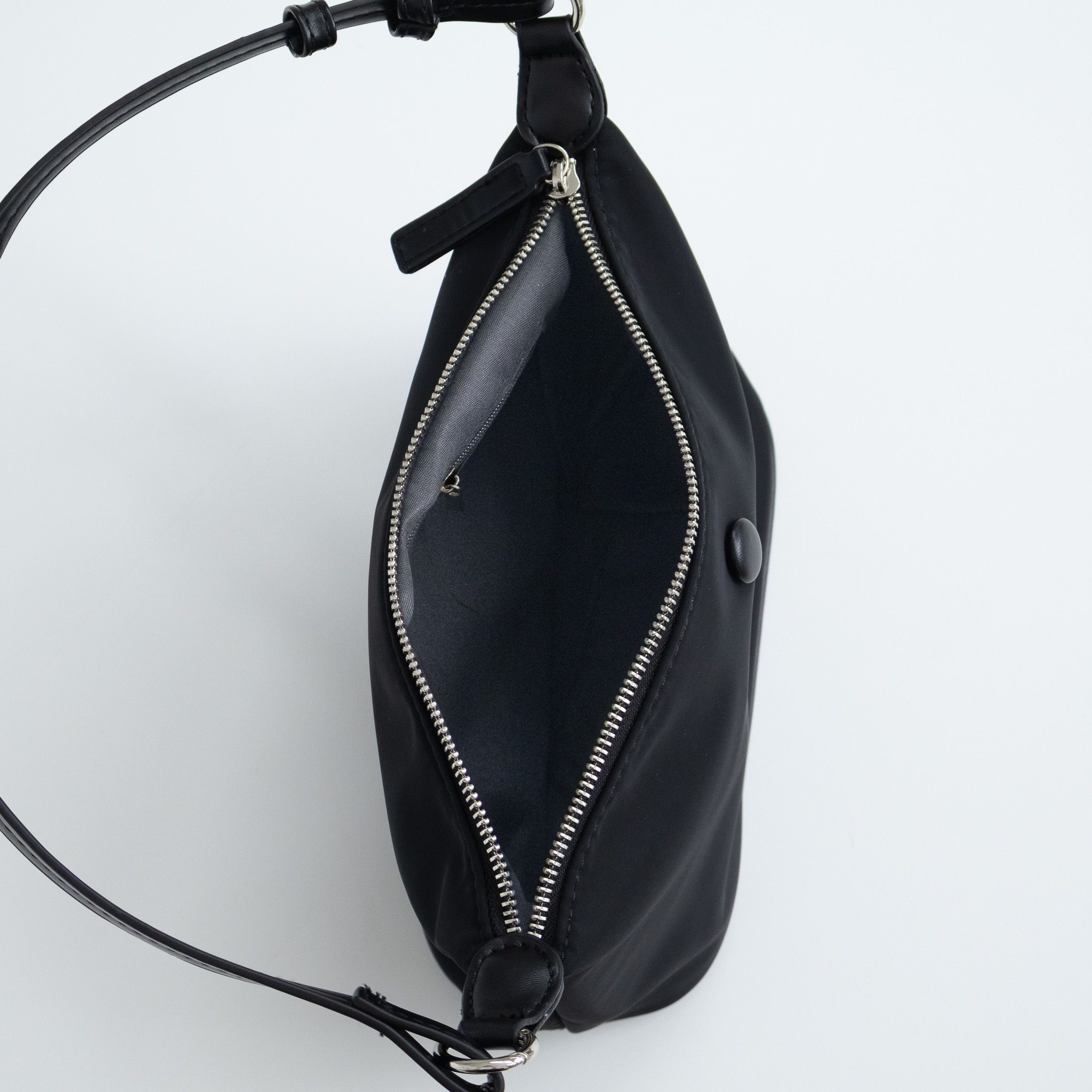 ジップアップバックルDリング無地ショルダーバッグ | 詳細画像24