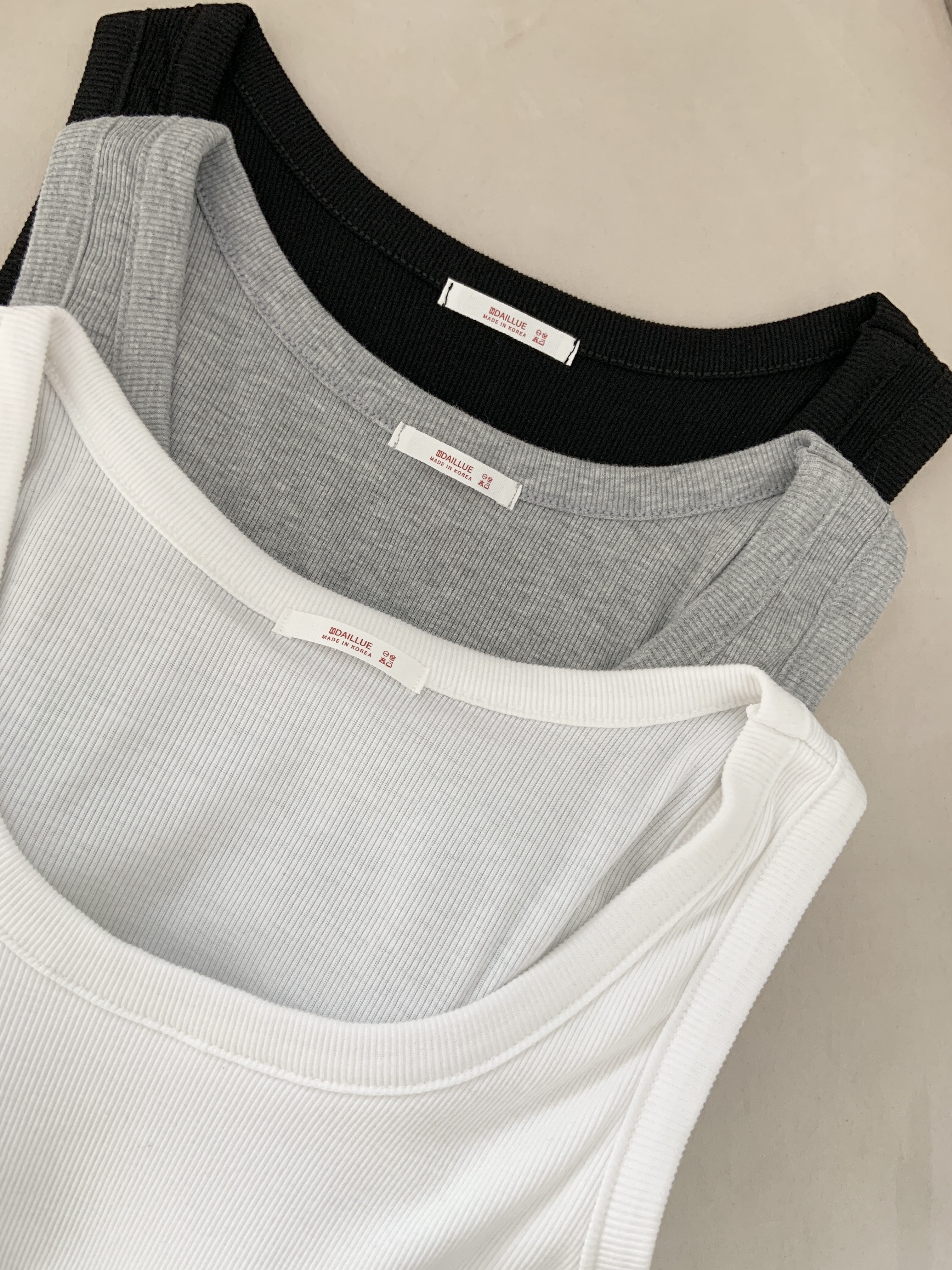 リブUネックカップスリムセミクロップド無地ノースリーブ | 詳細画像20