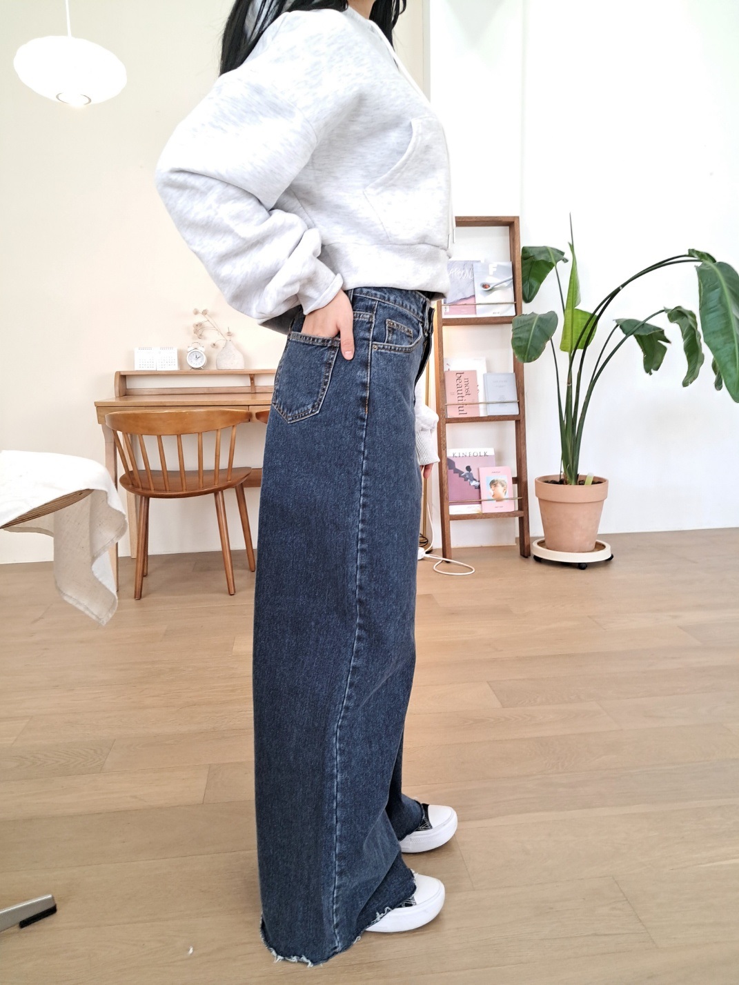 フードドローストリングクロップドルーズ長袖無地パーカー | 詳細画像3