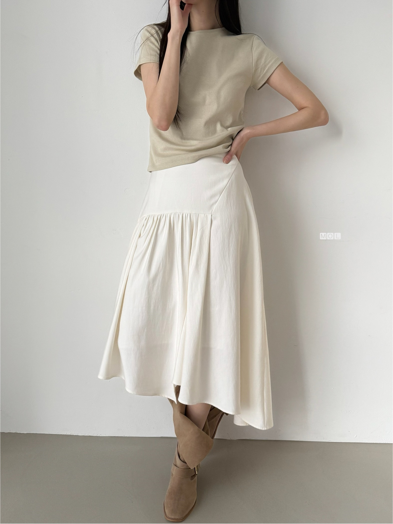 バックゴムロングアンバランスギャザーフレア無地スカート | 詳細画像5