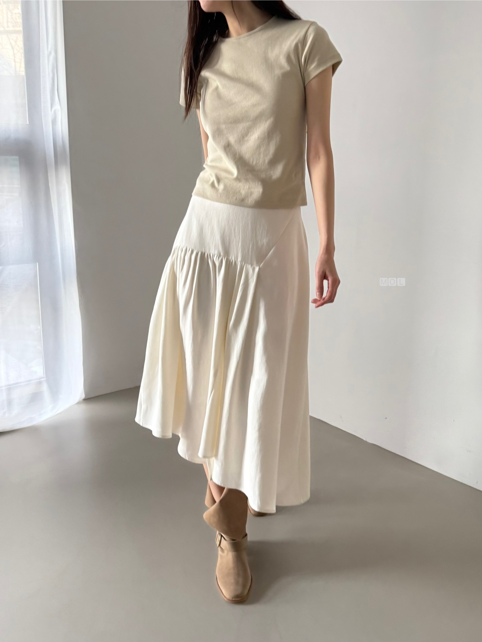 バックゴムロングアンバランスギャザーフレア無地スカート | 詳細画像11