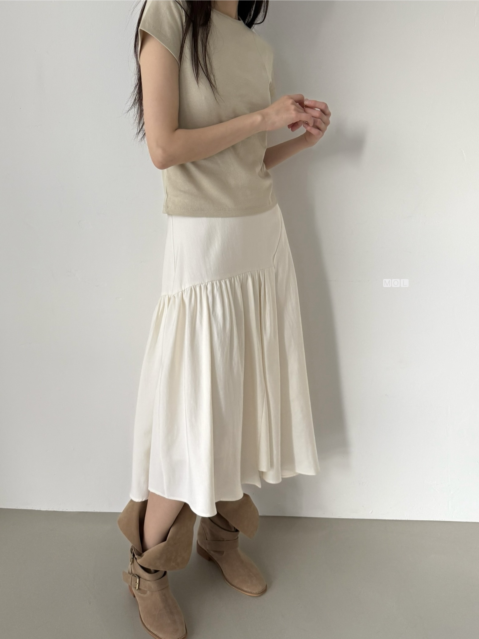 バックゴムロングアンバランスギャザーフレア無地スカート | 詳細画像17