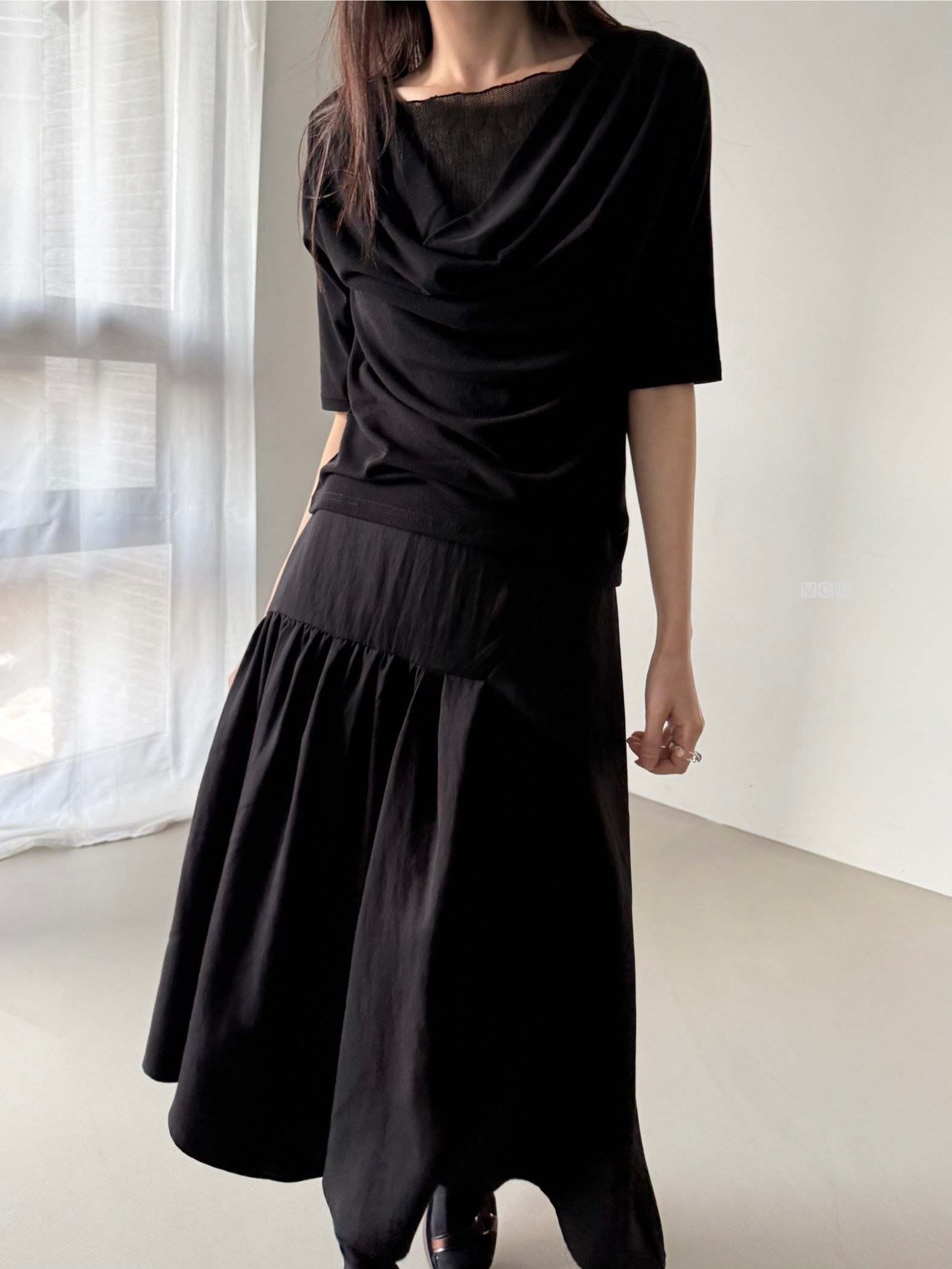 バックゴムロングアンバランスギャザーフレア無地スカート | 詳細画像22