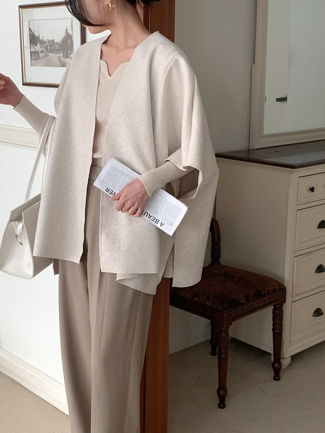 Vネックフレンチスリーブオーバーサイズミディアウトポケットショールカラー無地ジャケットベストベルト付 | 詳細画像11