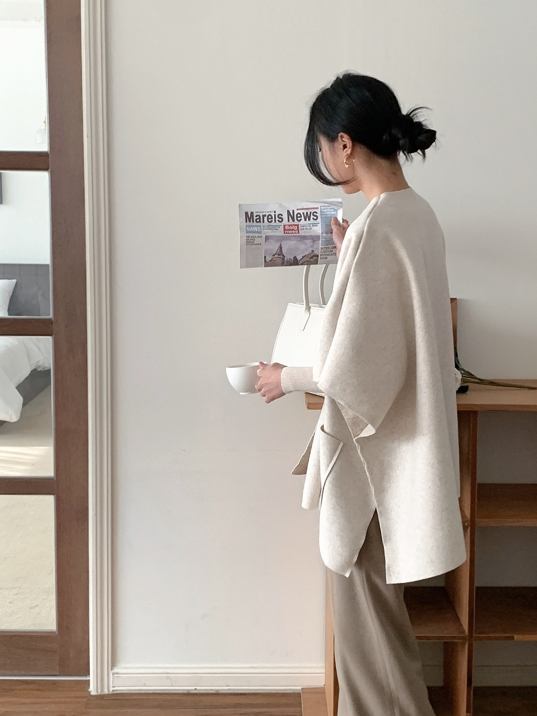 Vネックフレンチスリーブオーバーサイズミディアウトポケットショールカラー無地ジャケットベストベルト付 | 詳細画像15