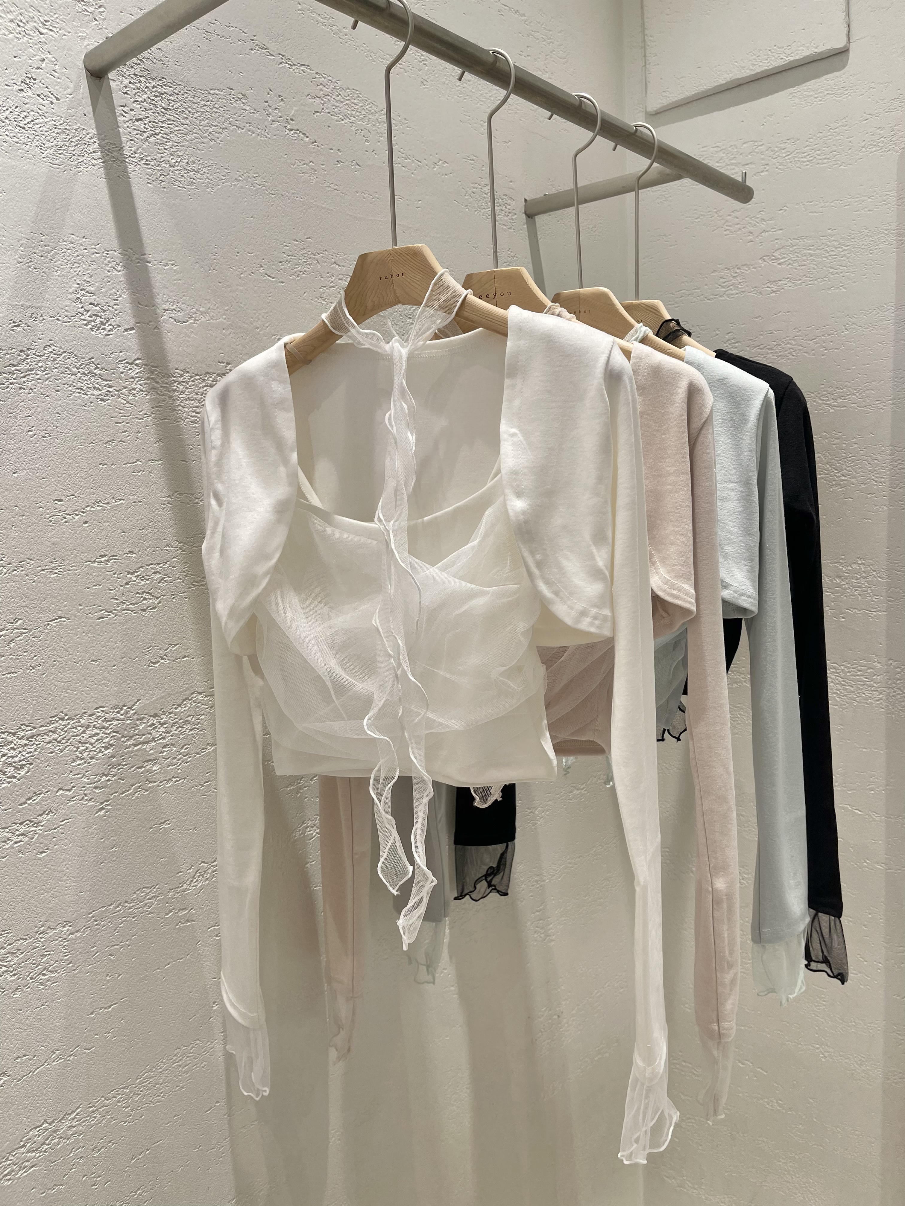 シフォンクロップドスリムカシュクール長袖ギャザー無地ボレロキャミソールアンサンブルストラップ付 | 詳細画像21