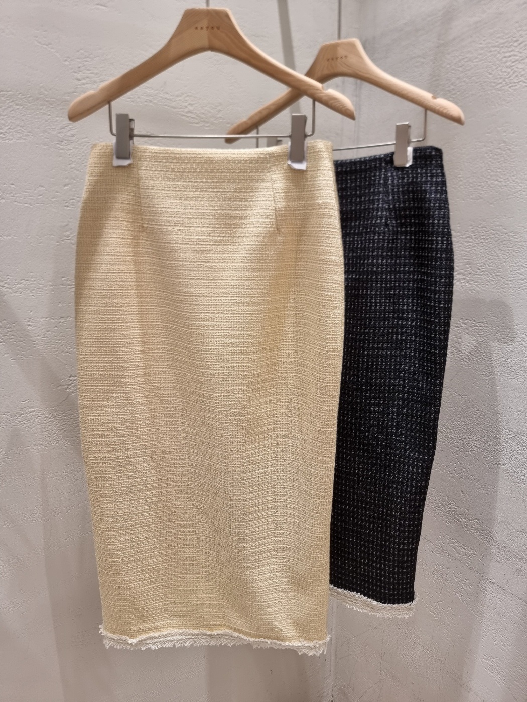 ツイードラウンドネックスリットフリンジ肩パッドクロップド長袖アウトポケットHライン(ロング丈)配色ツーピース(トップス、ボトムス)スカートジャケット | 詳細画像24