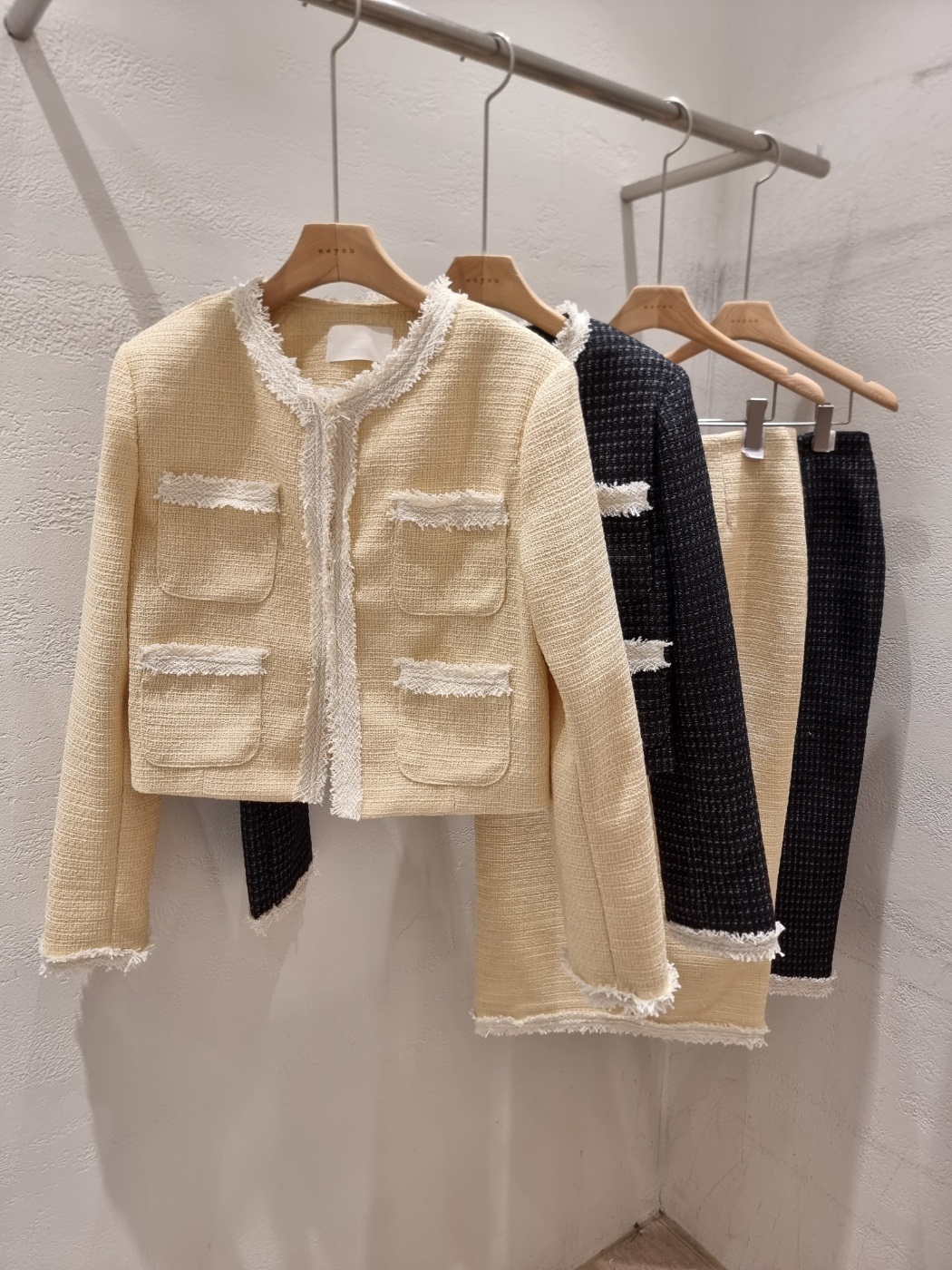 ツイードラウンドネックスリットフリンジ肩パッドクロップド長袖アウトポケットHライン(ロング丈)配色ツーピース(トップス、ボトムス)スカートジャケット | 詳細画像20