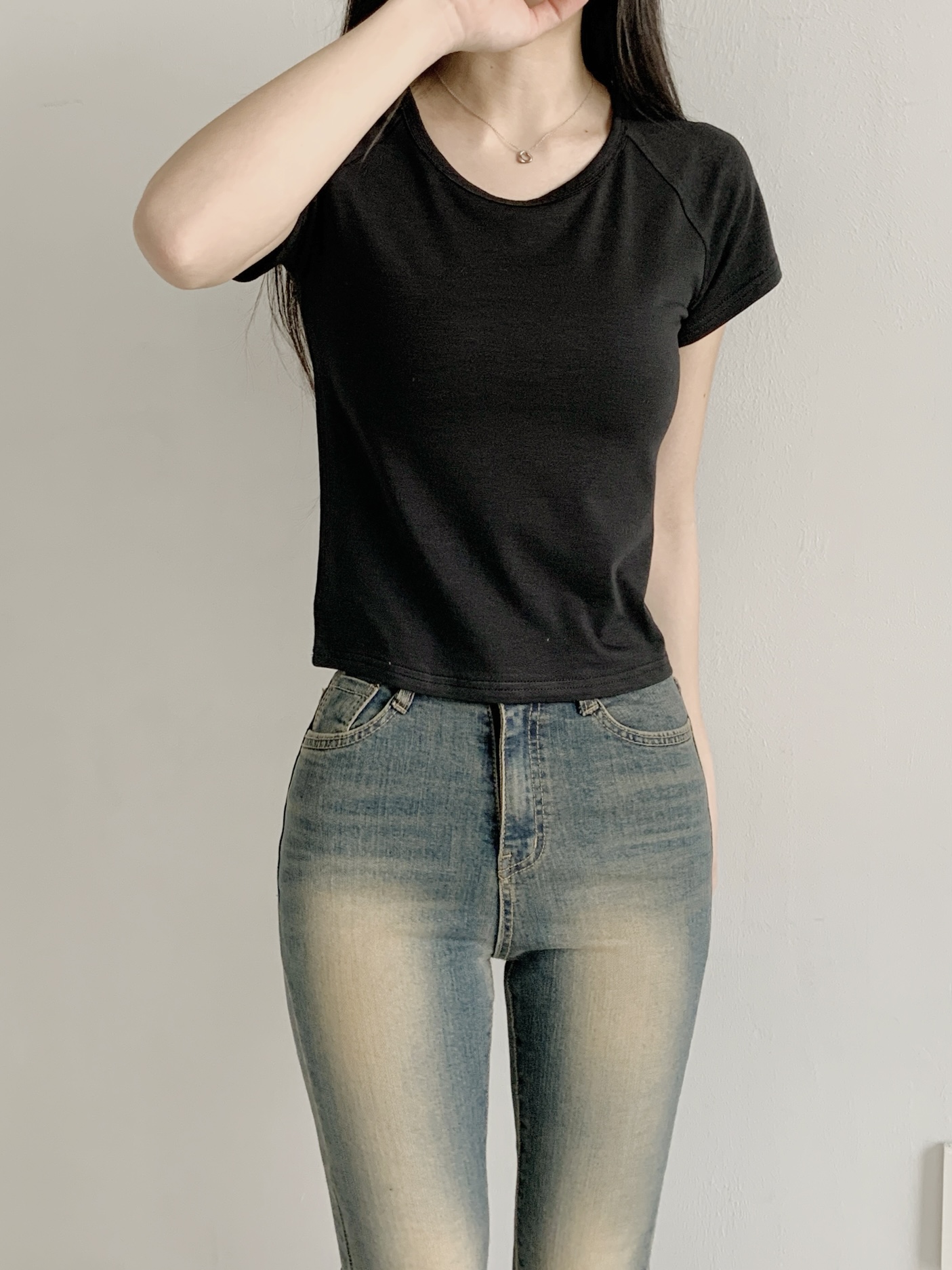 ラウンドネックラグラン半袖セミクロップド無地Tシャツ | 詳細画像8