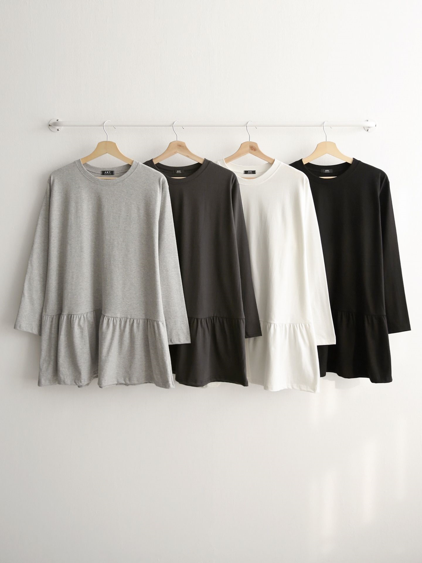 ラウンドネックラッフルボクシー長袖ミディ無地Tシャツ | 詳細画像18