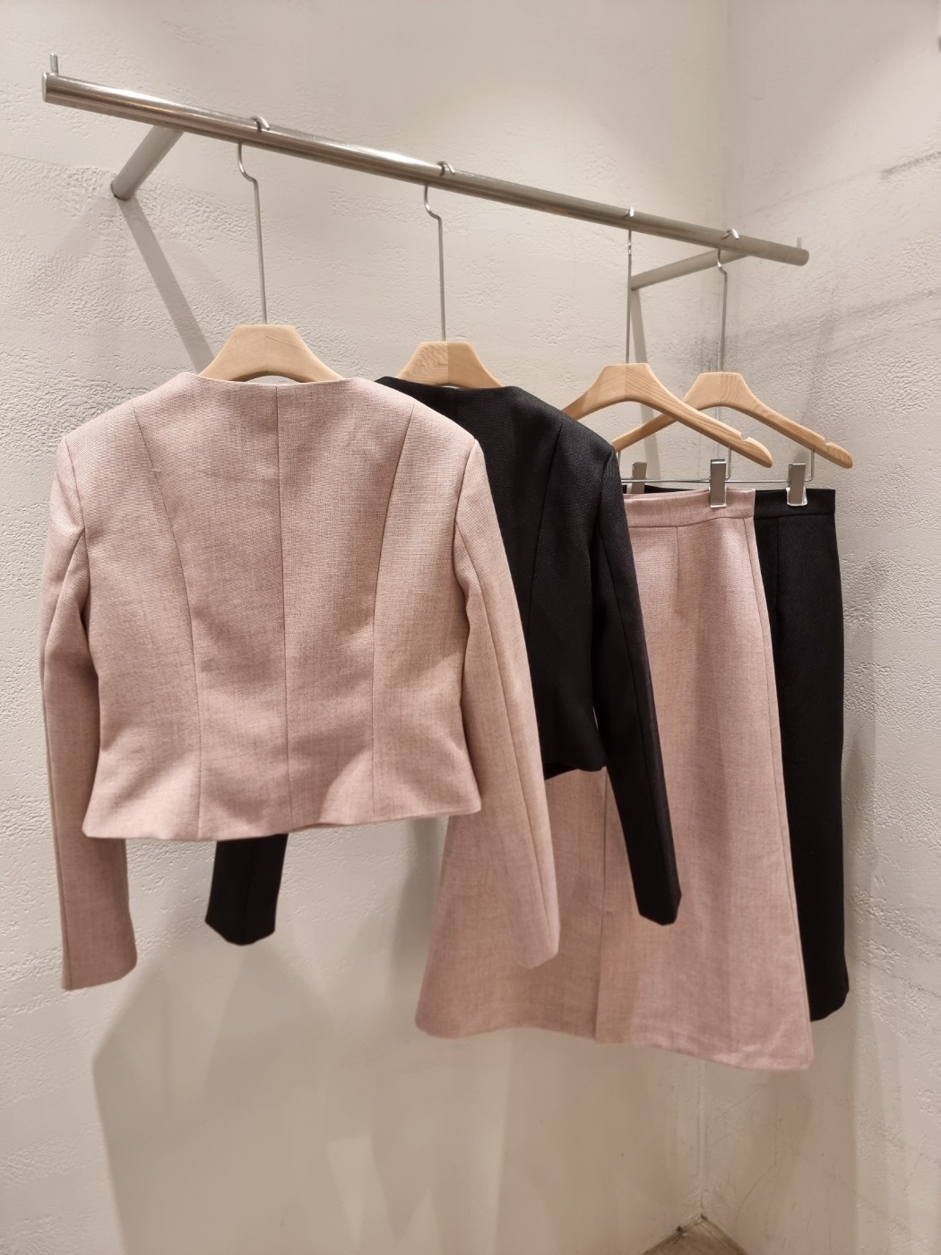 ボタンジップアップラウンドネックスリット肩パッドラインショート長袖ツーポケットAラインツーピース(トップス、ボトムス)スカートジャケット | 詳細画像21