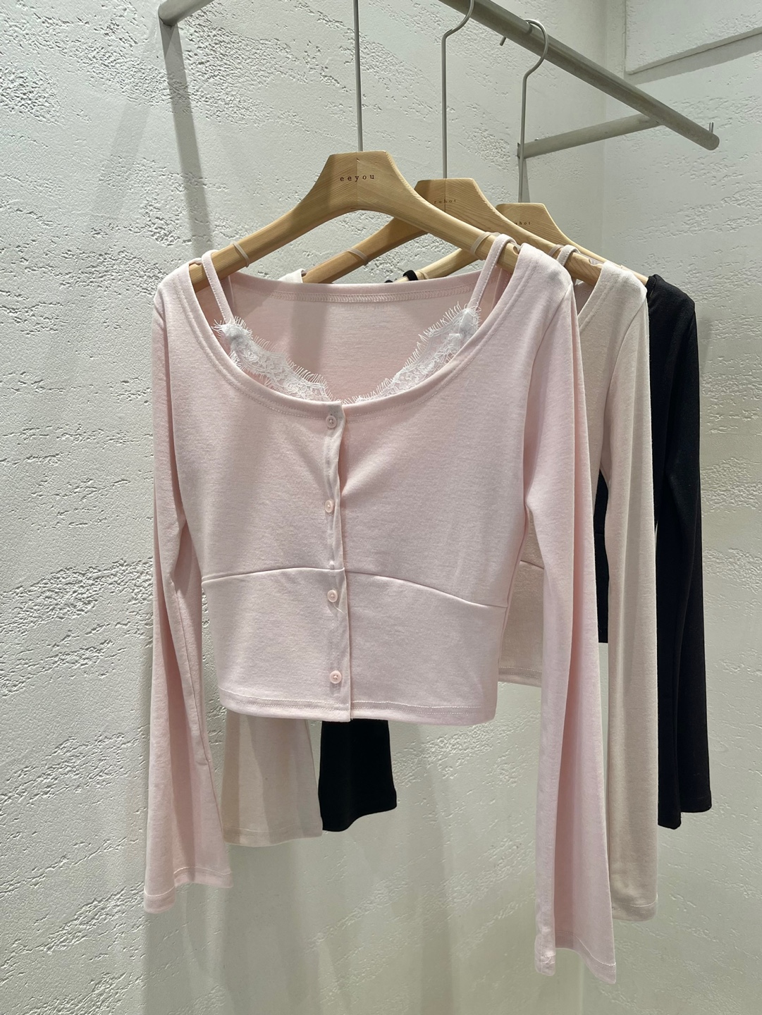 レースボタンラインクロップドスリム長袖カーディガンキャミソールアンサンブル | 詳細画像21