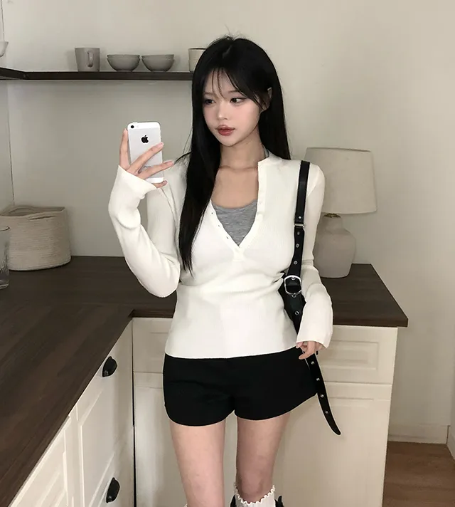 リブVネック長袖スリムニット | classicblanc | 詳細画像1