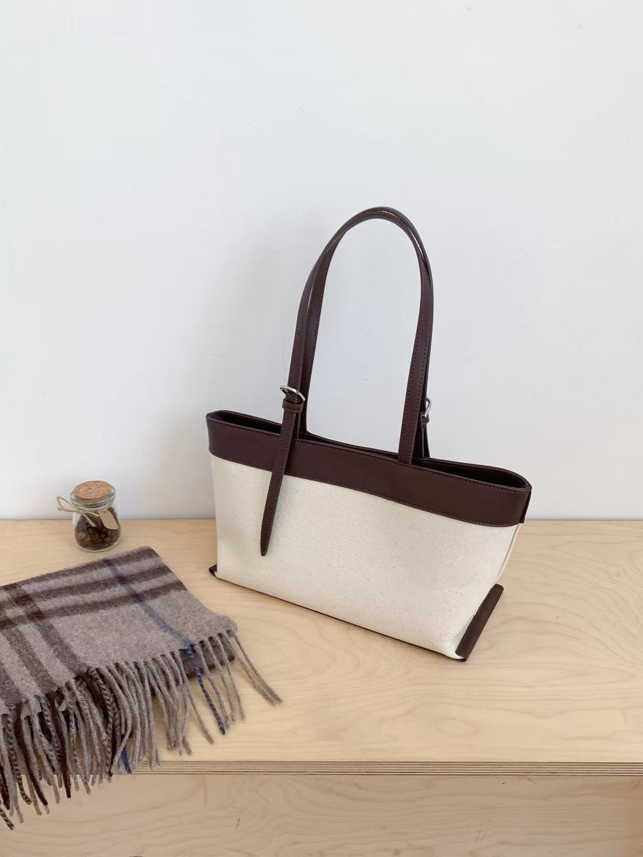 レザー調バックルマグネットボタン配色トートバッグ | 詳細画像10