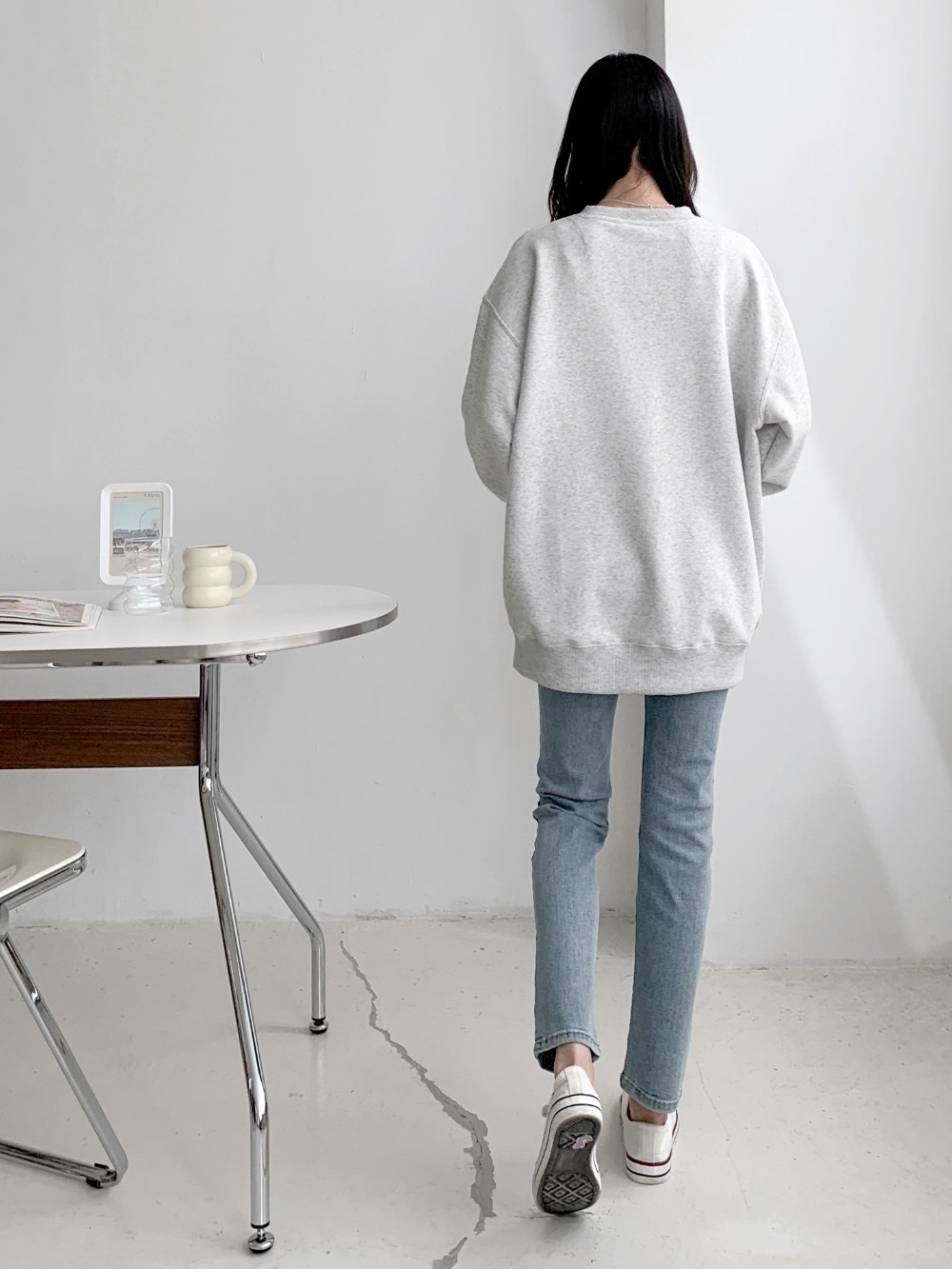 ラウンドネックオーバーサイズボクシー長袖無地スウェット | 詳細画像13