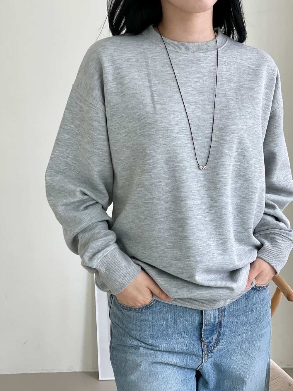 ラウンドネックオーバーサイズボクシー長袖無地スウェット | 詳細画像2