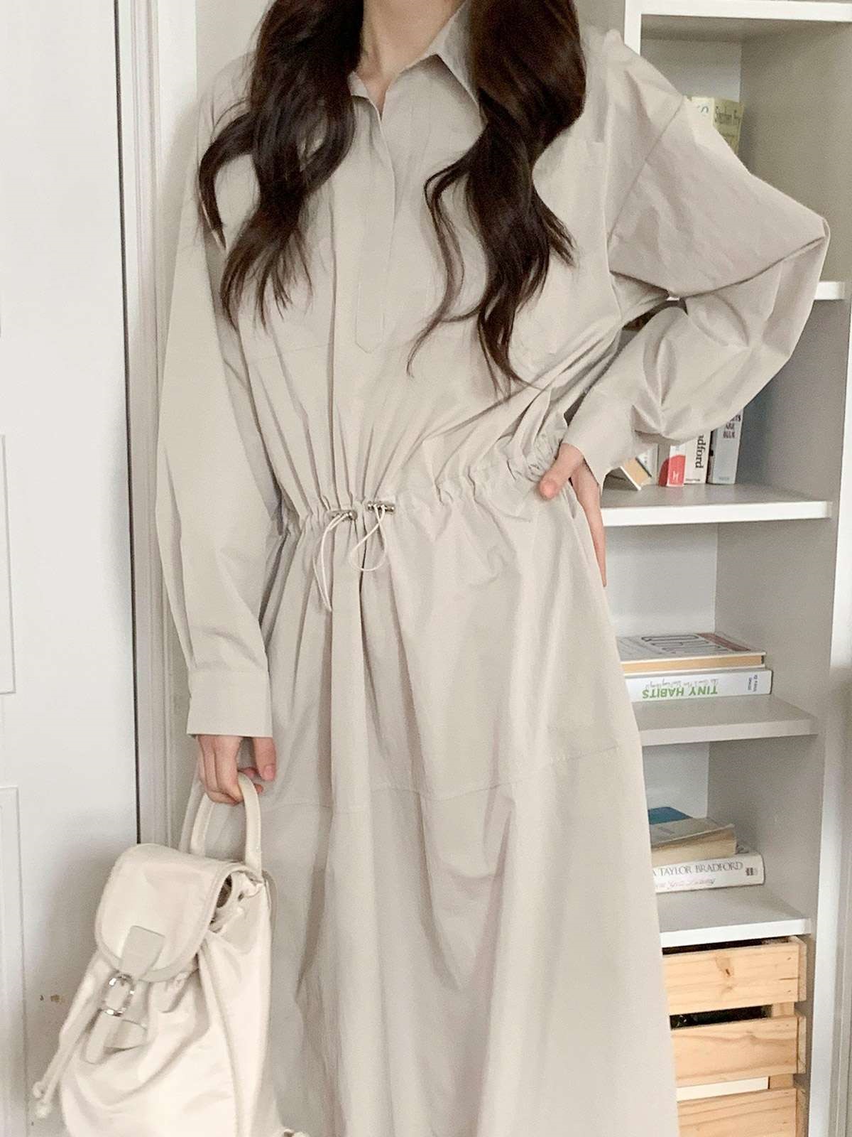 カラードローコードロングルーズ長袖アウトポケットフレア無地ワンピース | 詳細画像4