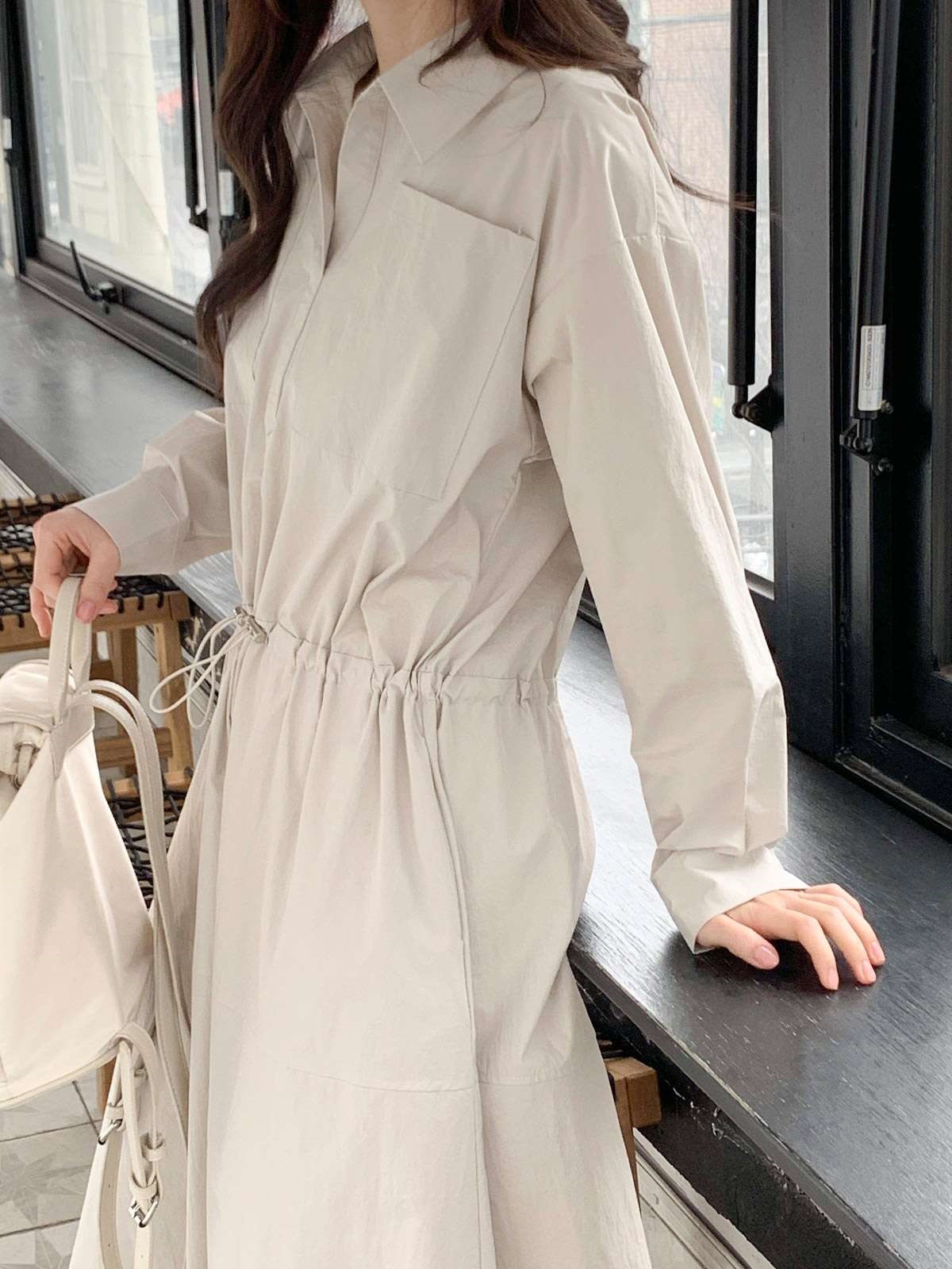 カラードローコードロングルーズ長袖アウトポケットフレア無地ワンピース | 詳細画像7