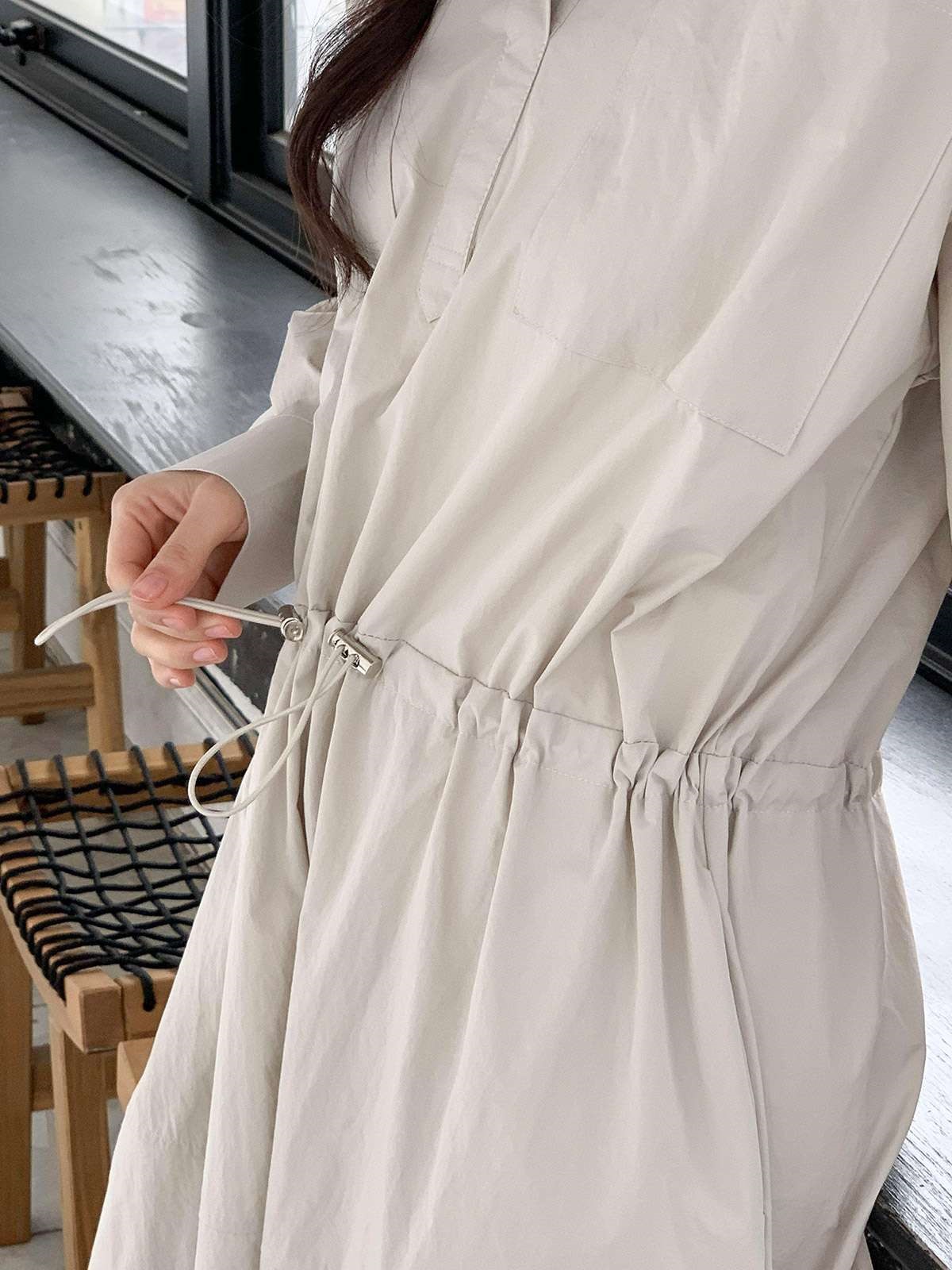 カラードローコードロングルーズ長袖アウトポケットフレア無地ワンピース | 詳細画像8