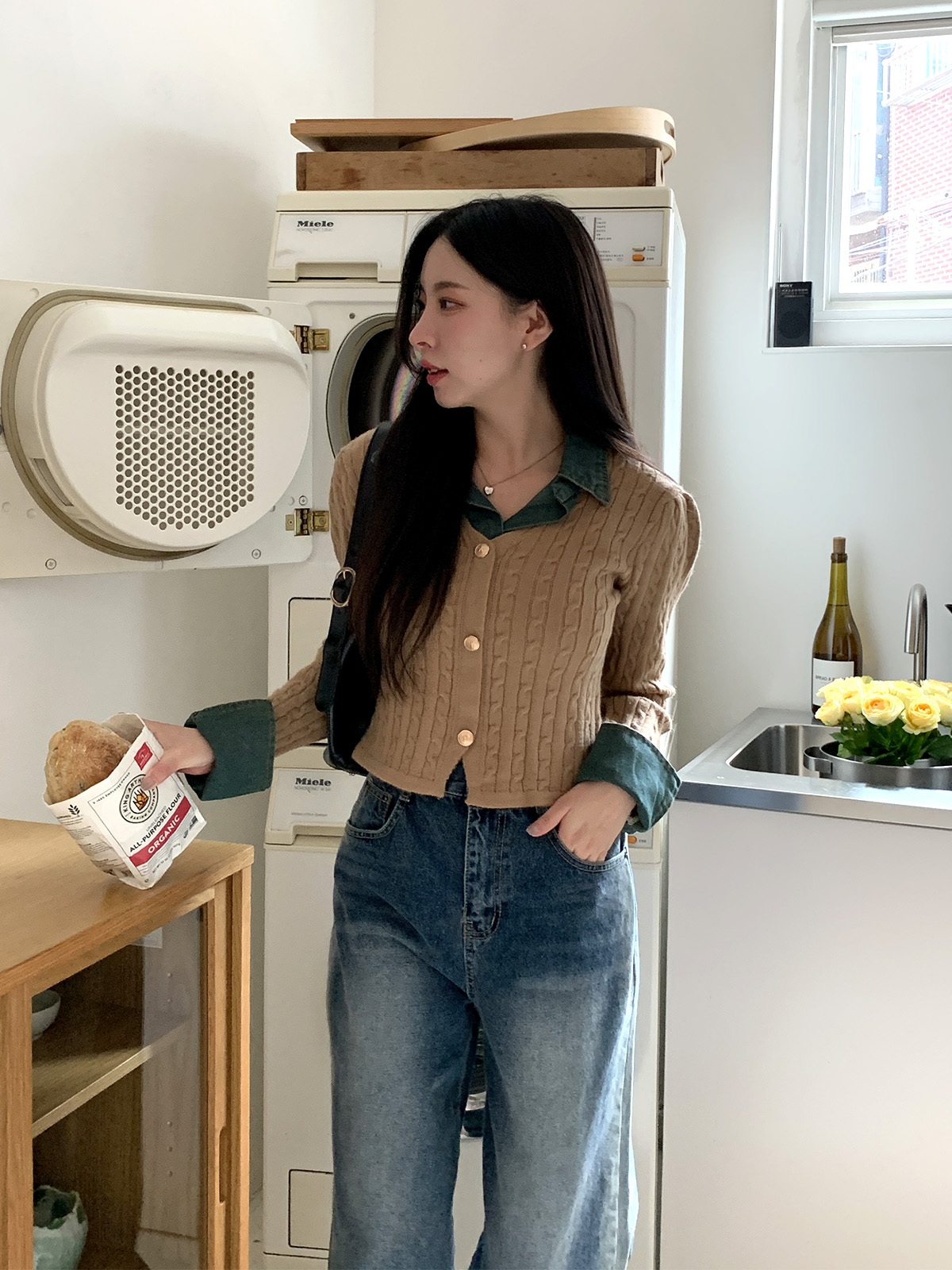 ニットデニムコットンカラークロップドベルスリーブレイヤード風長袖ビジューボタン配色ケーブルカーディガン | 詳細画像6