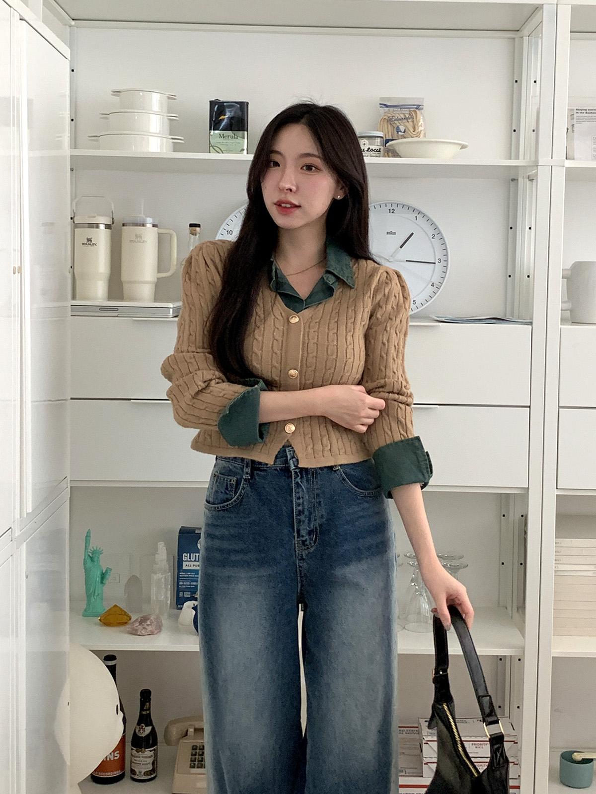 ニットデニムコットンカラークロップドベルスリーブレイヤード風長袖ビジューボタン配色ケーブルカーディガン | 詳細画像9