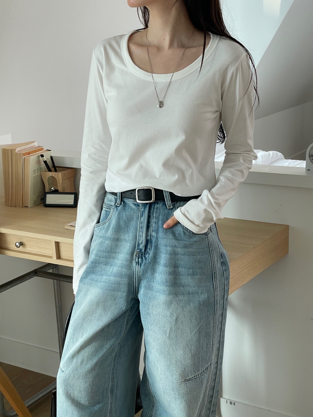 ラウンドネックベーシック長袖無地Tシャツ | 詳細画像12