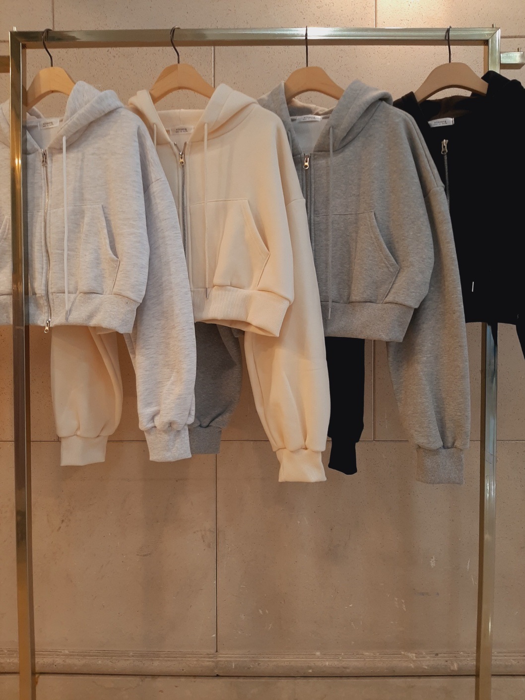 裏起毛フードドローストリングダブルジップクロップドバルーンルーズ長袖カンガルーポケット無地ジップパーカー | 詳細画像16