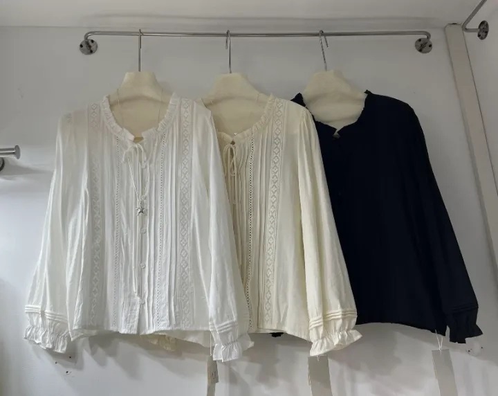 ボタンフリルパフスリーブ長袖フリル ネック刺繍花柄ブラウス | 詳細画像9