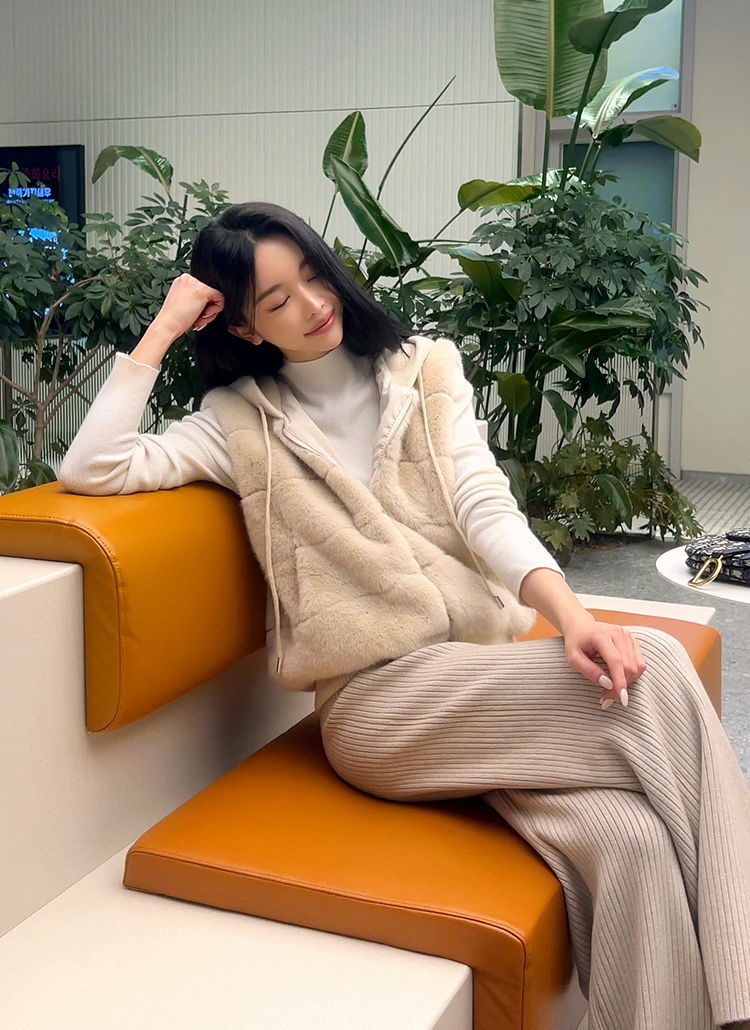 ニットコンビエコファージップアップフードポケットベスト