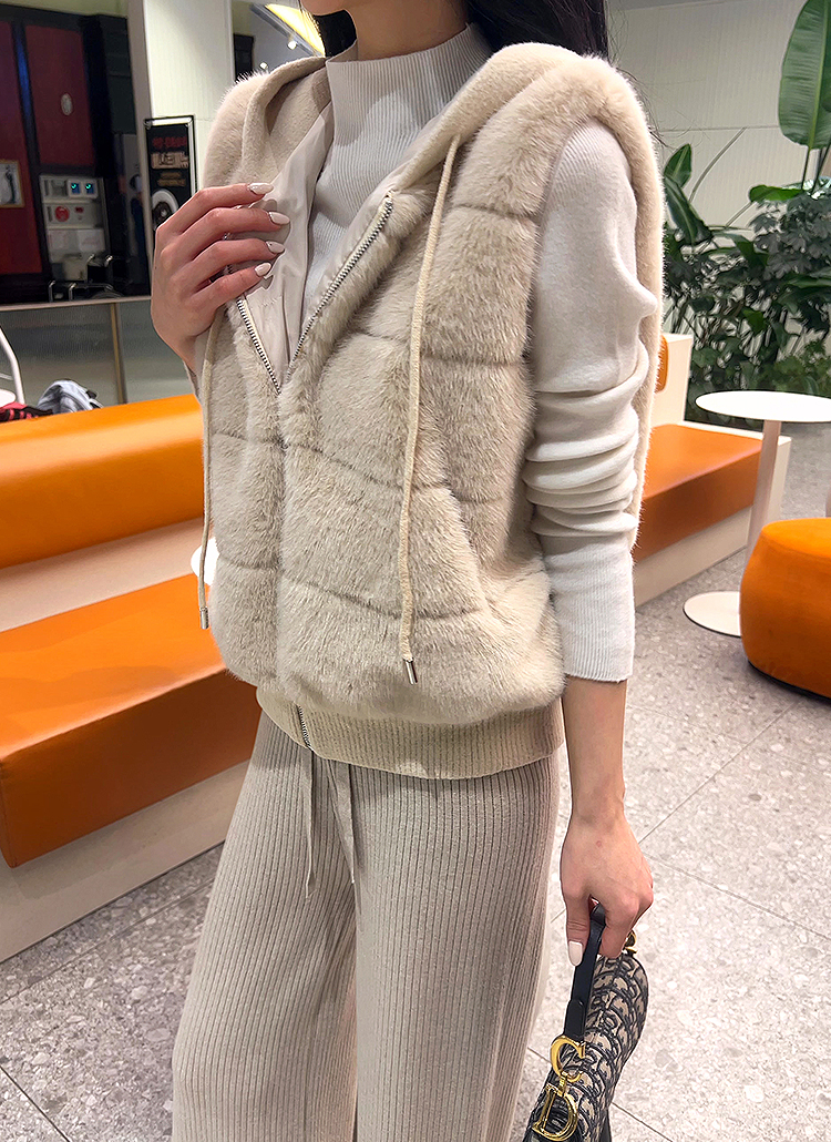 ニットコンビエコファージップアップフードポケットベスト