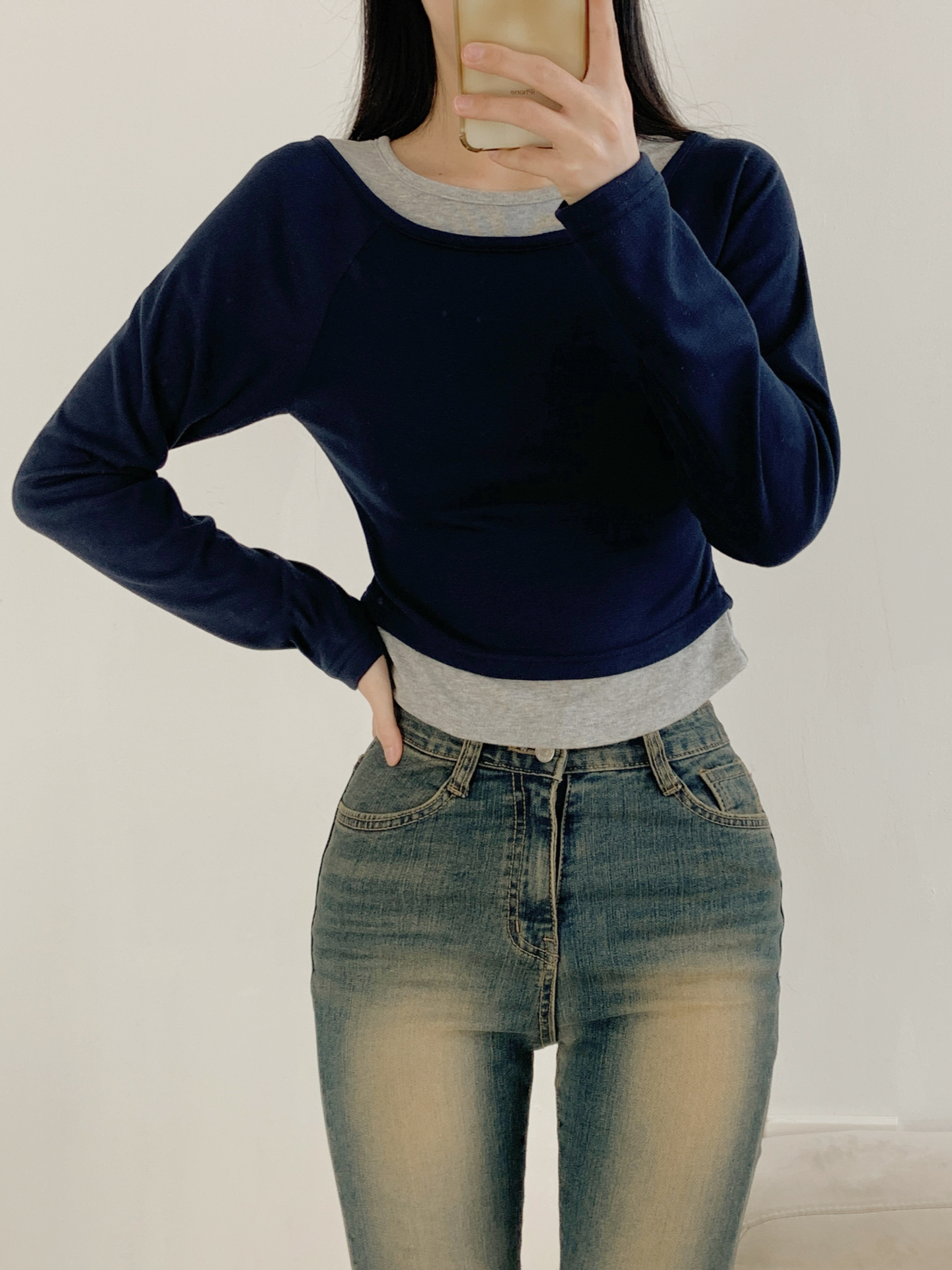 ボートネックラグランスリムレイヤード風長袖セミクロップド配色無地Tシャツ | 詳細画像11