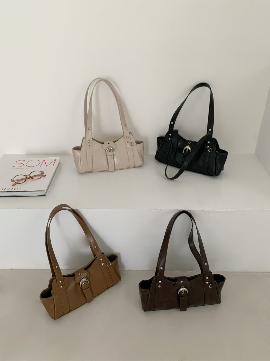 レザー調ベルトスタッズDリングトートバッグ | 詳細画像7