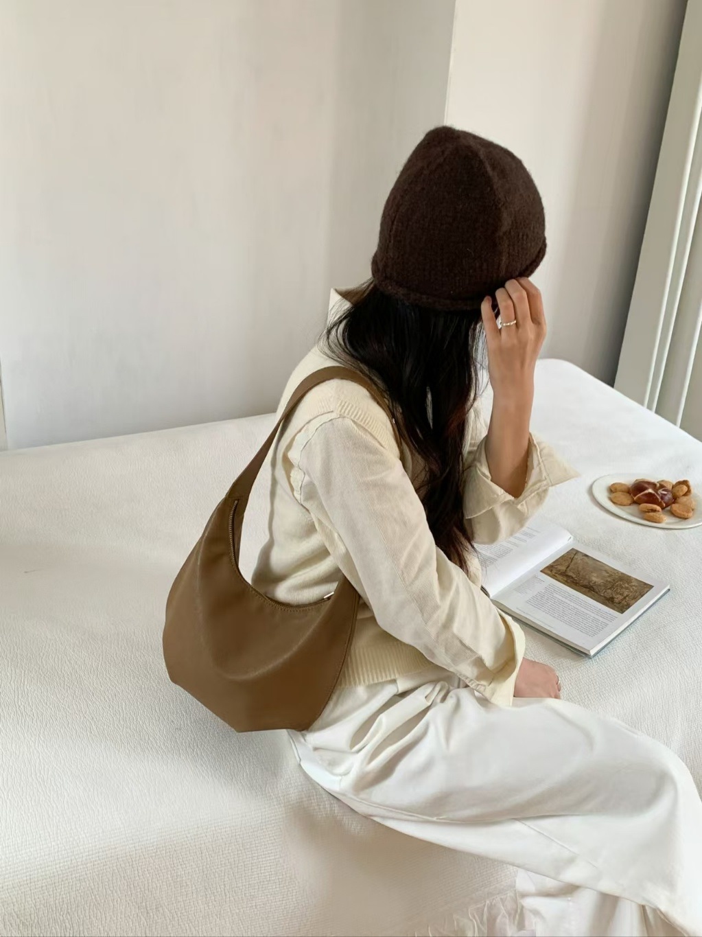 レザー調ジップアップベルト無地トートバッグ | 詳細画像9