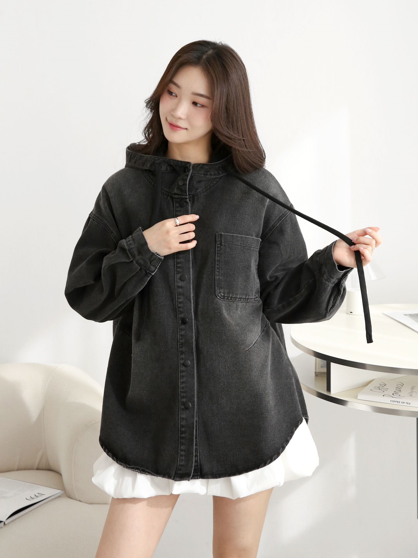 デニムストラップハーフネックフードラインオーバーサイズ長袖ワンポケットスナップボタンジャケット | 詳細画像19