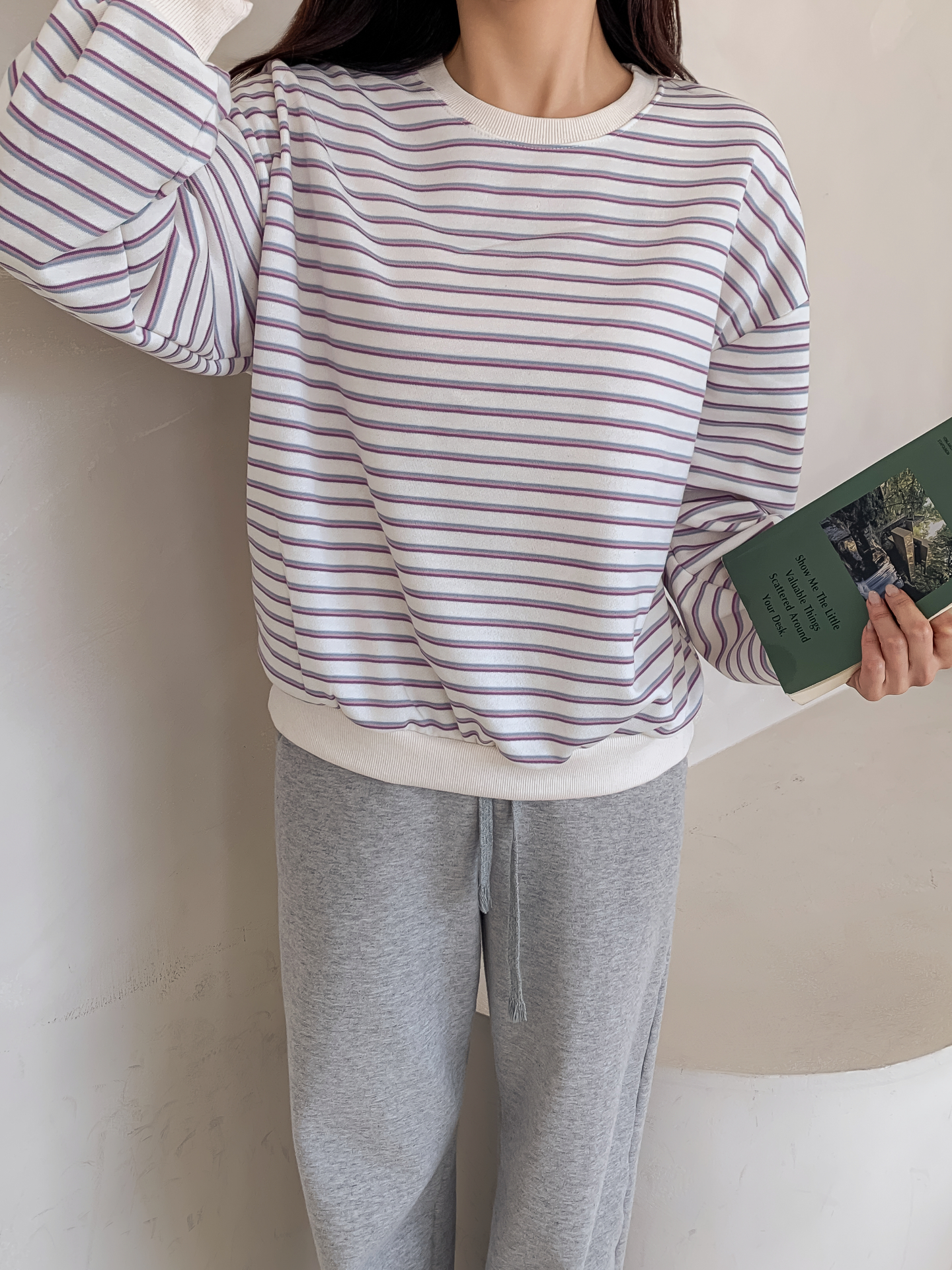 ラウンドネックルーズ長袖ボーダー配色スウェット | 詳細画像11