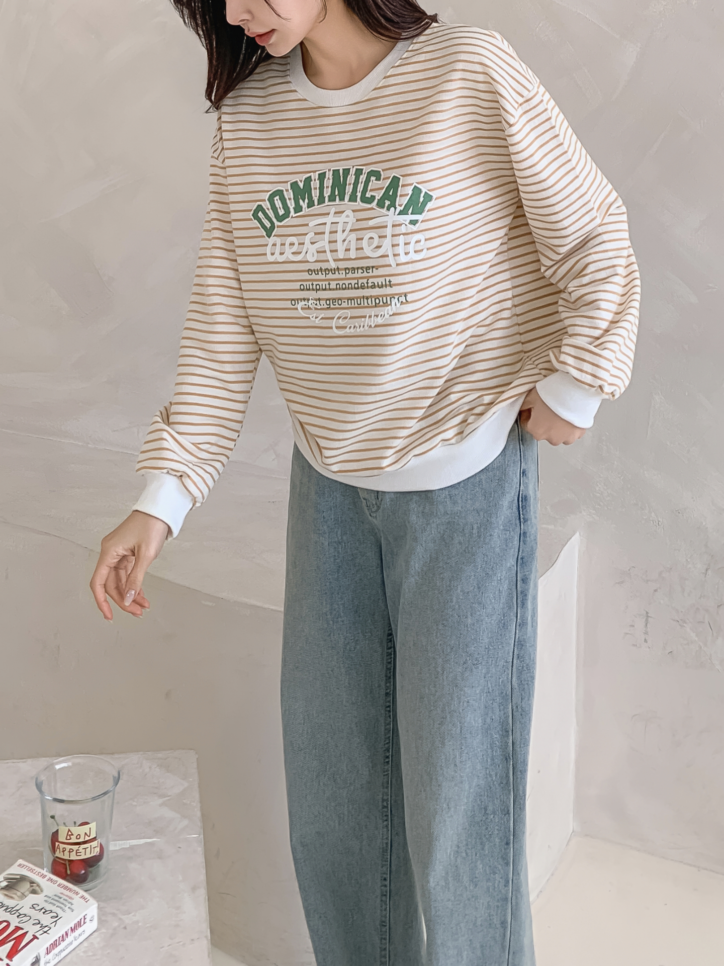 ラウンドネックルーズ長袖レタリングボーダースウェット | 詳細画像3