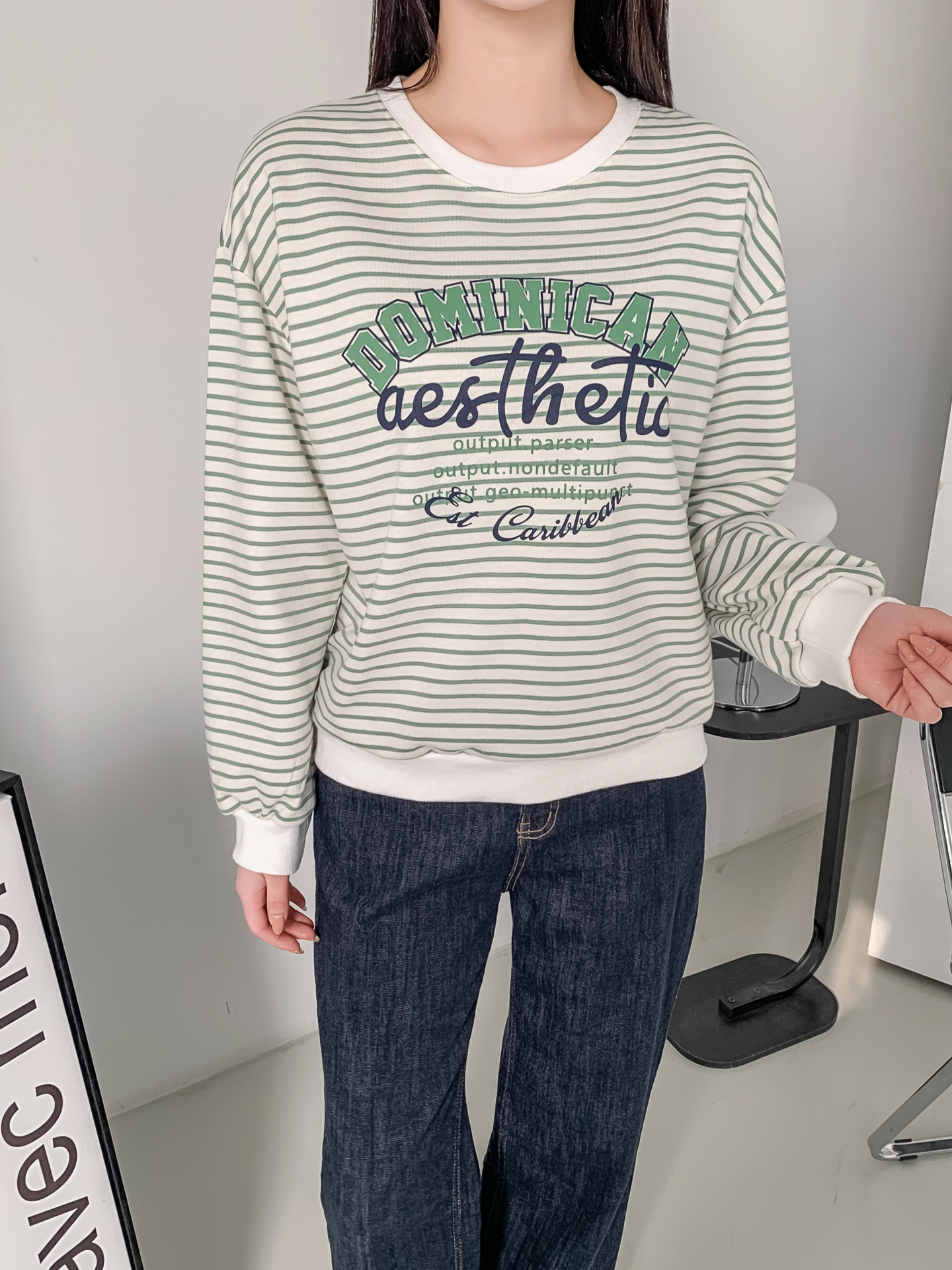 ラウンドネックルーズ長袖レタリングボーダースウェット | 詳細画像22