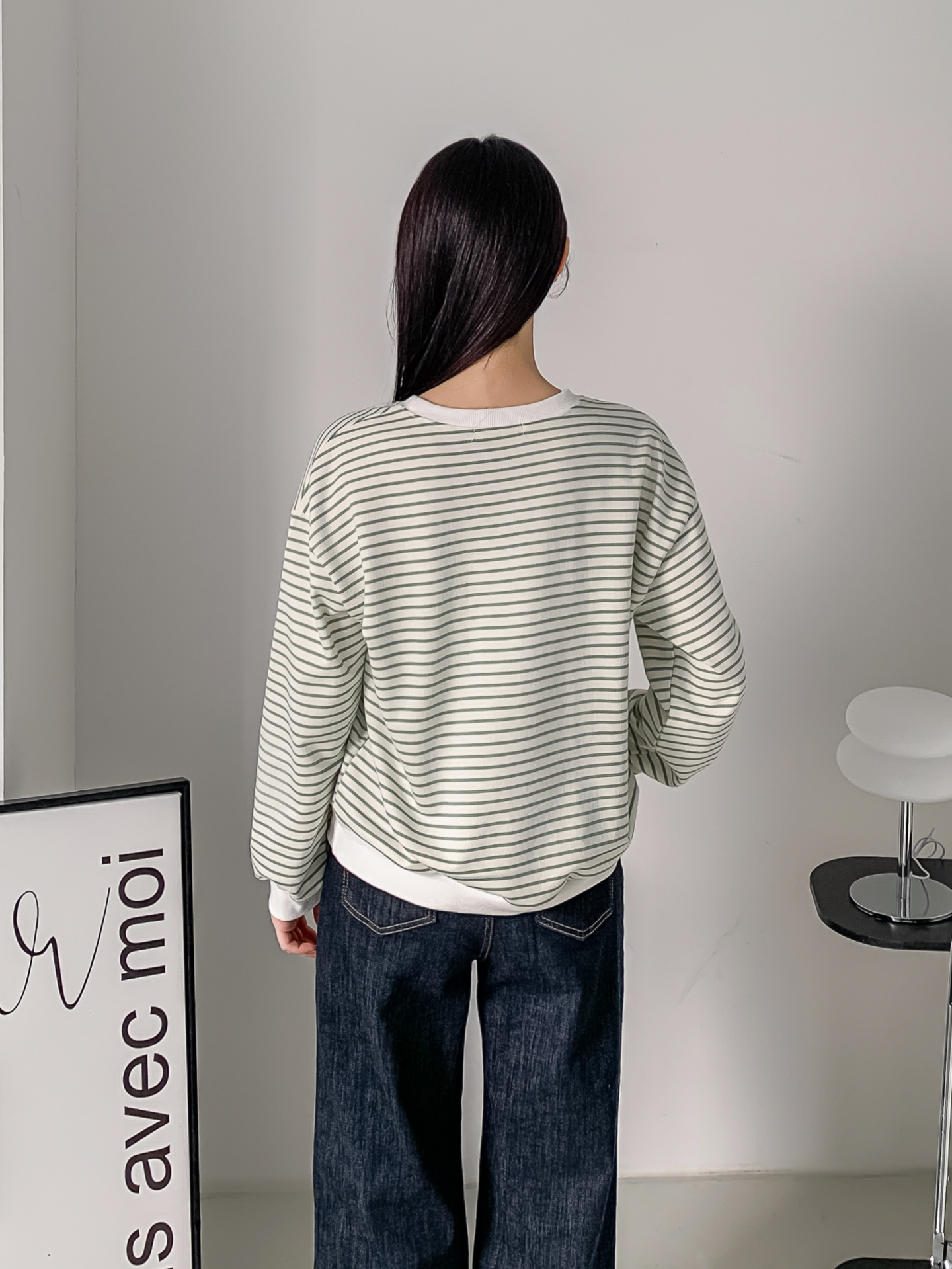 ラウンドネックルーズ長袖レタリングボーダースウェット | 詳細画像23