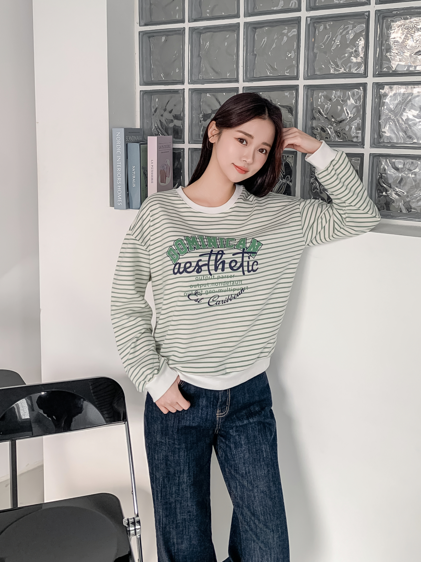 ラウンドネックルーズ長袖レタリングボーダースウェット | 詳細画像24